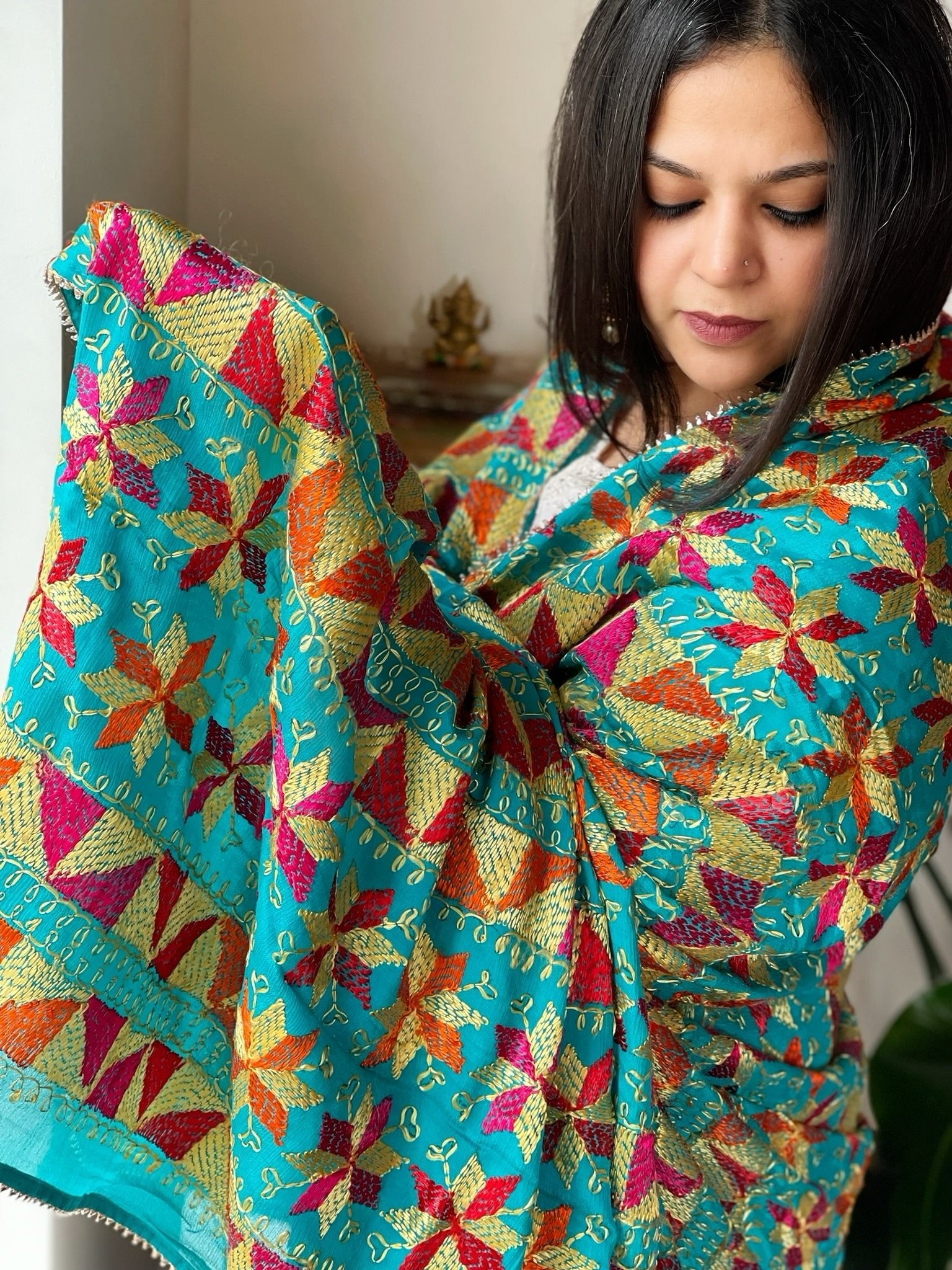 Firozi Handmade Desginer Phulkari Dupatta in Pure Chinon - Masakalee