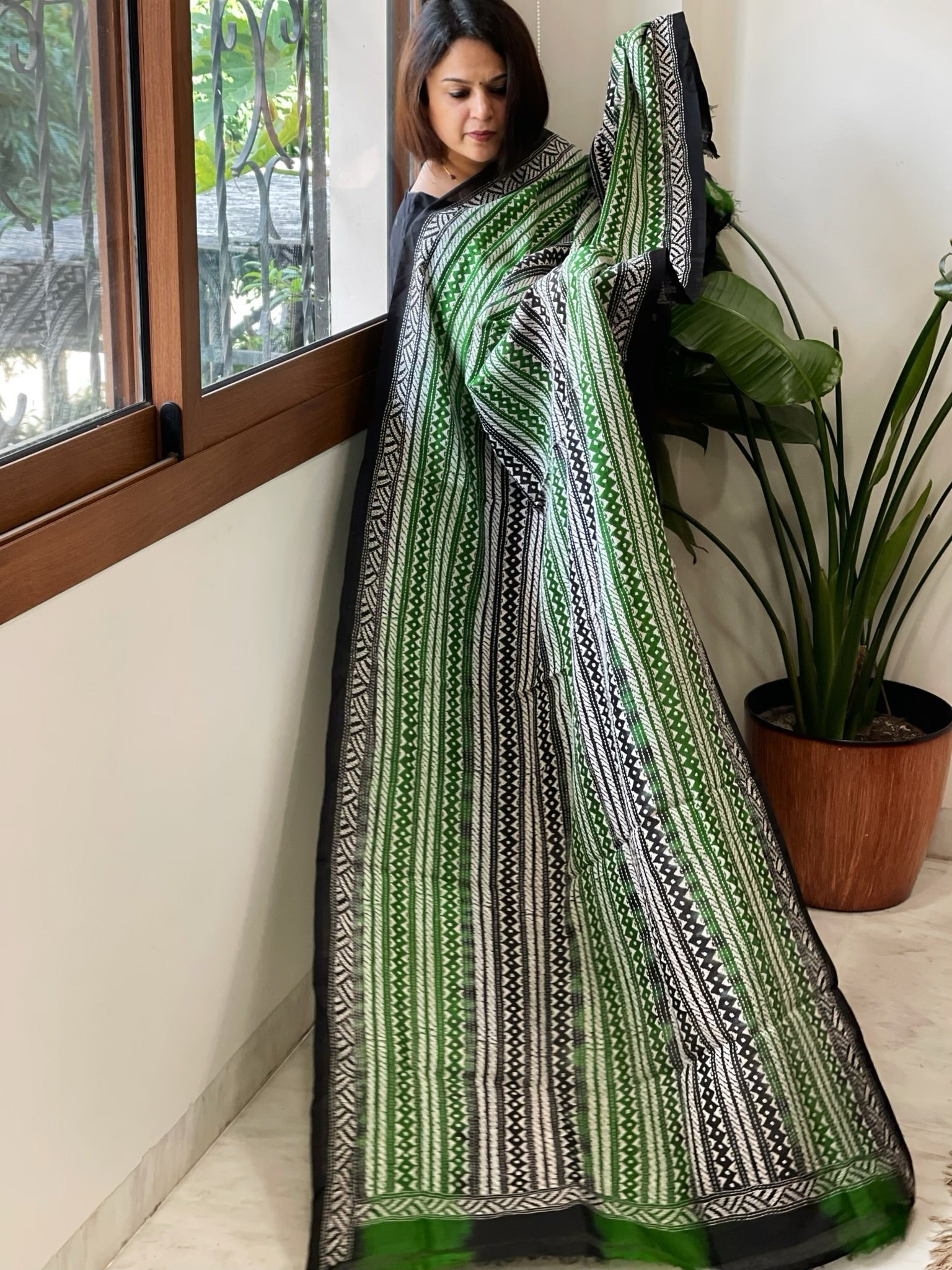 Green, Black Handmade Kantha Dupatta in Silk - Masakalee