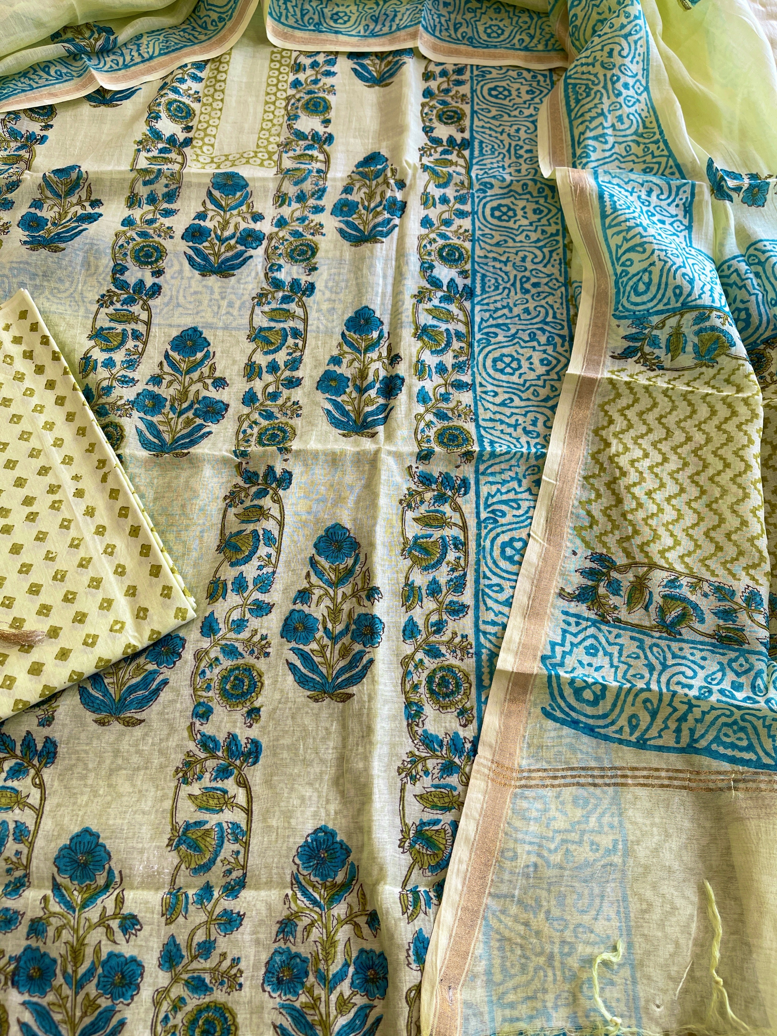Green Handblock Printed Suit Set in Mul Cotton - Masakalee