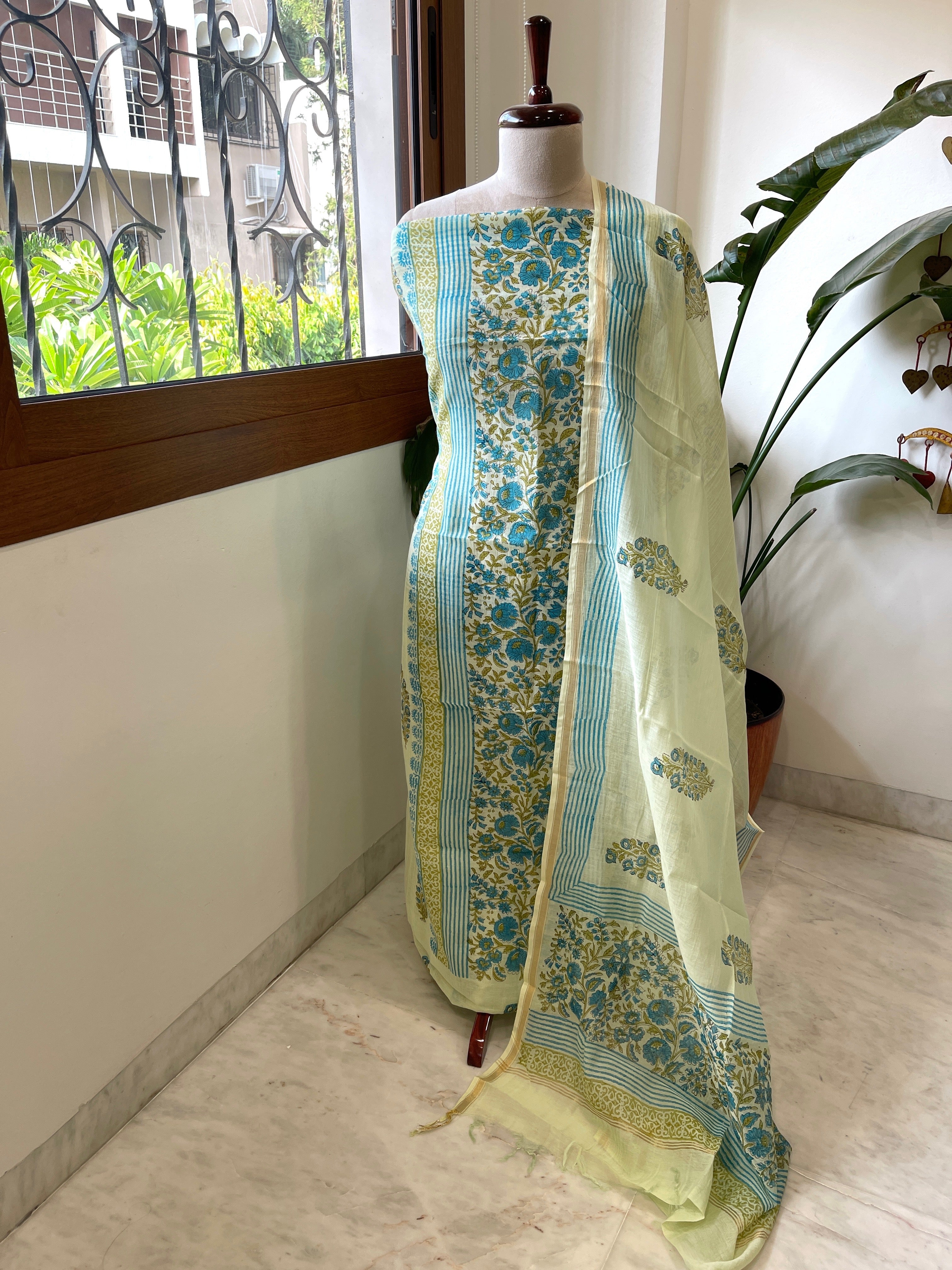 Green Handblock Printed Suit Set in Mul Cotton - Masakalee