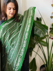 Green Handmade Kantha Dupatta in Silk - Masakalee