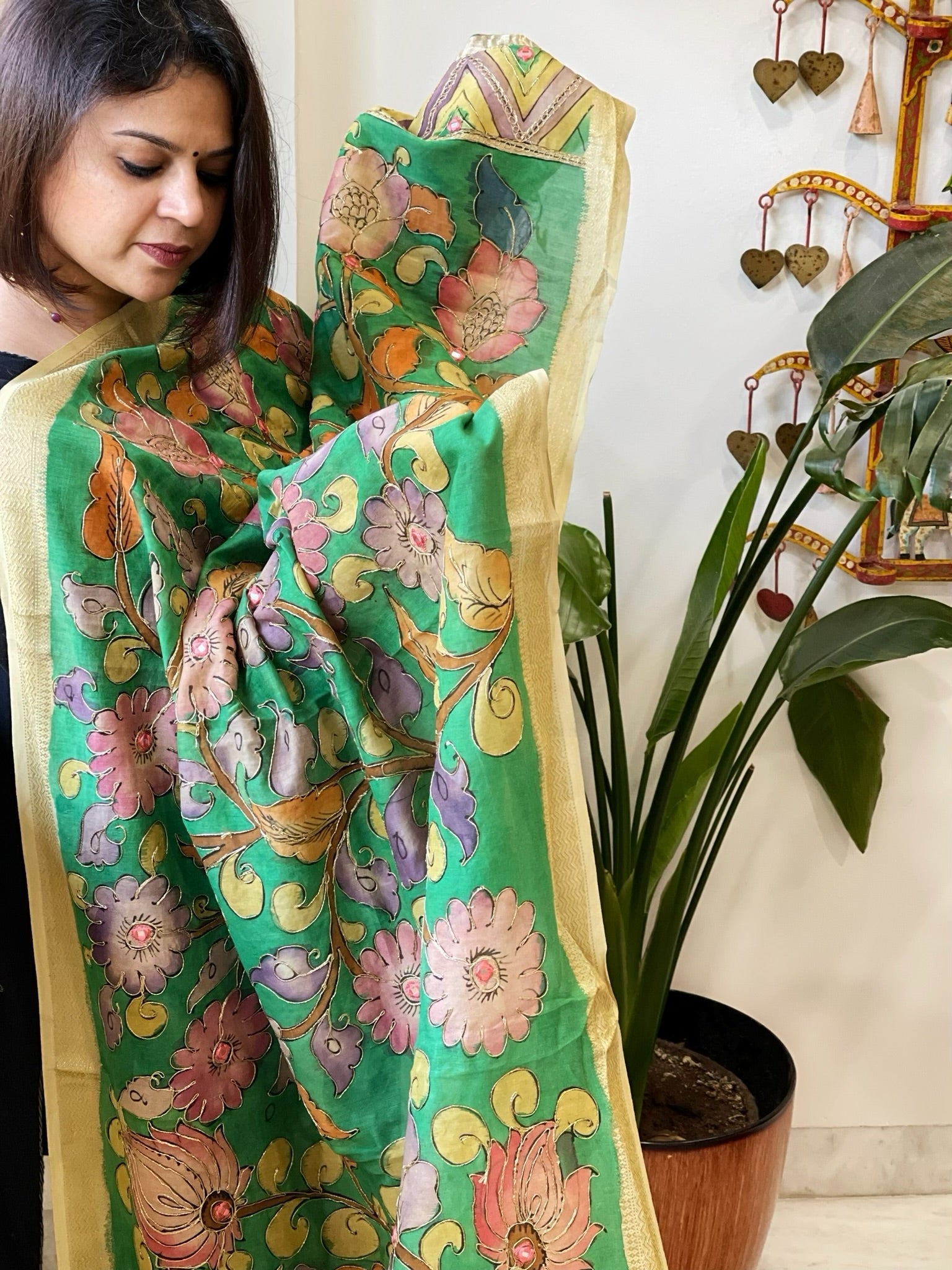 Green Handpainted Kalamkari Dupatta with Thread & Mirror Handwork in Chanderi Silk - Masakalee