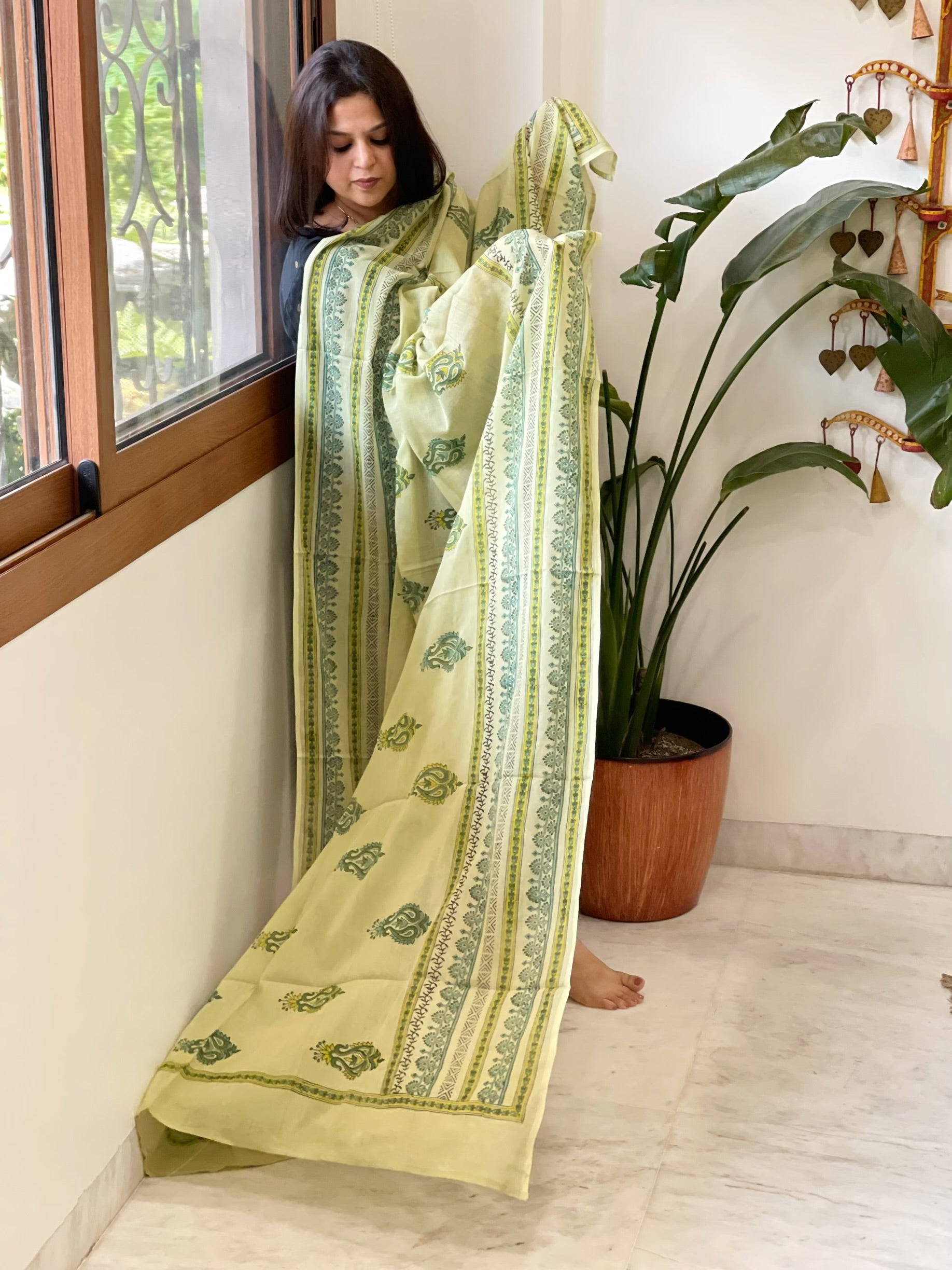 Green Mul Cotton Handblock Printed Dupatta - Masakalee