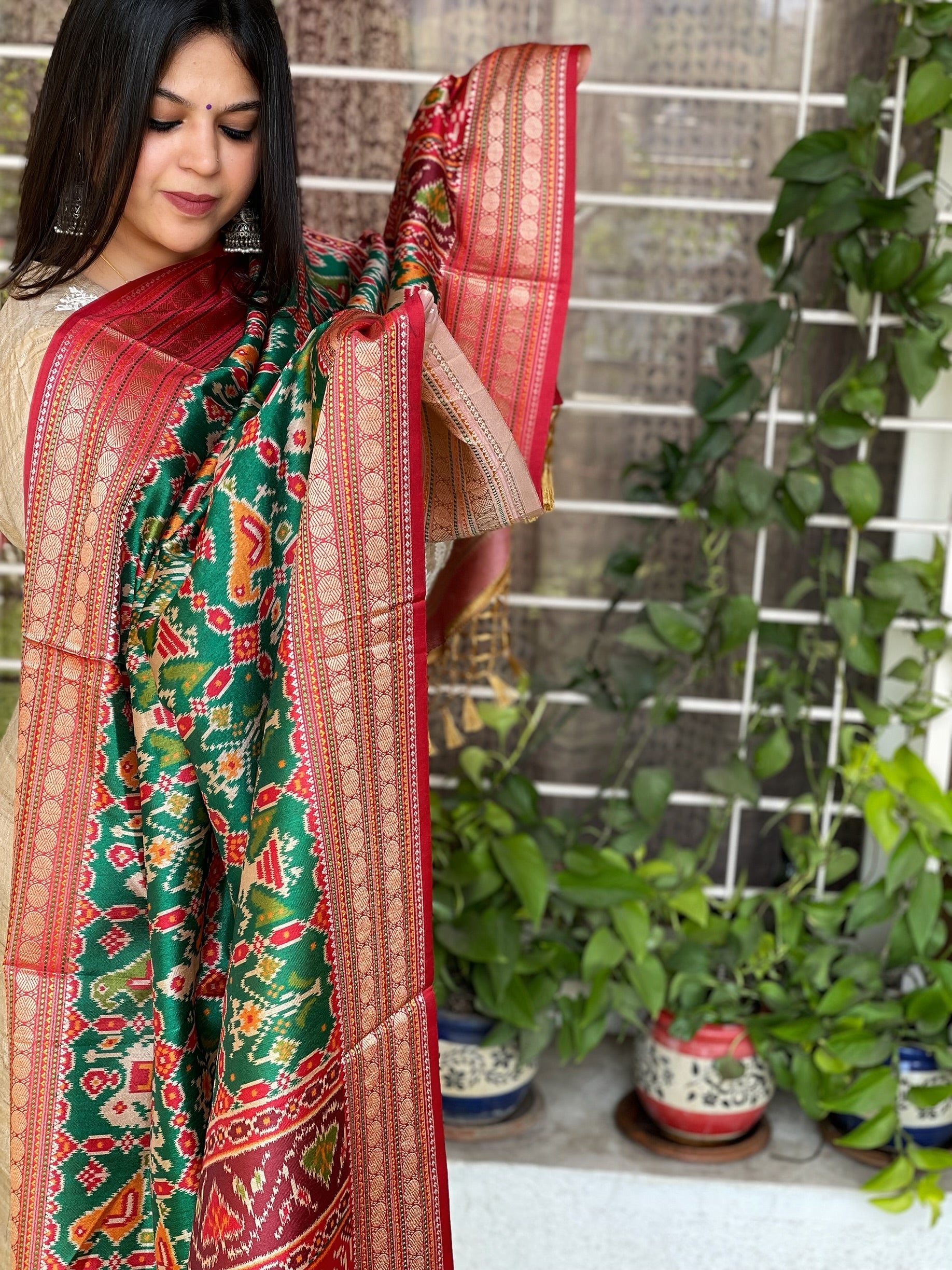 Green Printed Patola Dupatta in Fine Art Silk - Masakalee