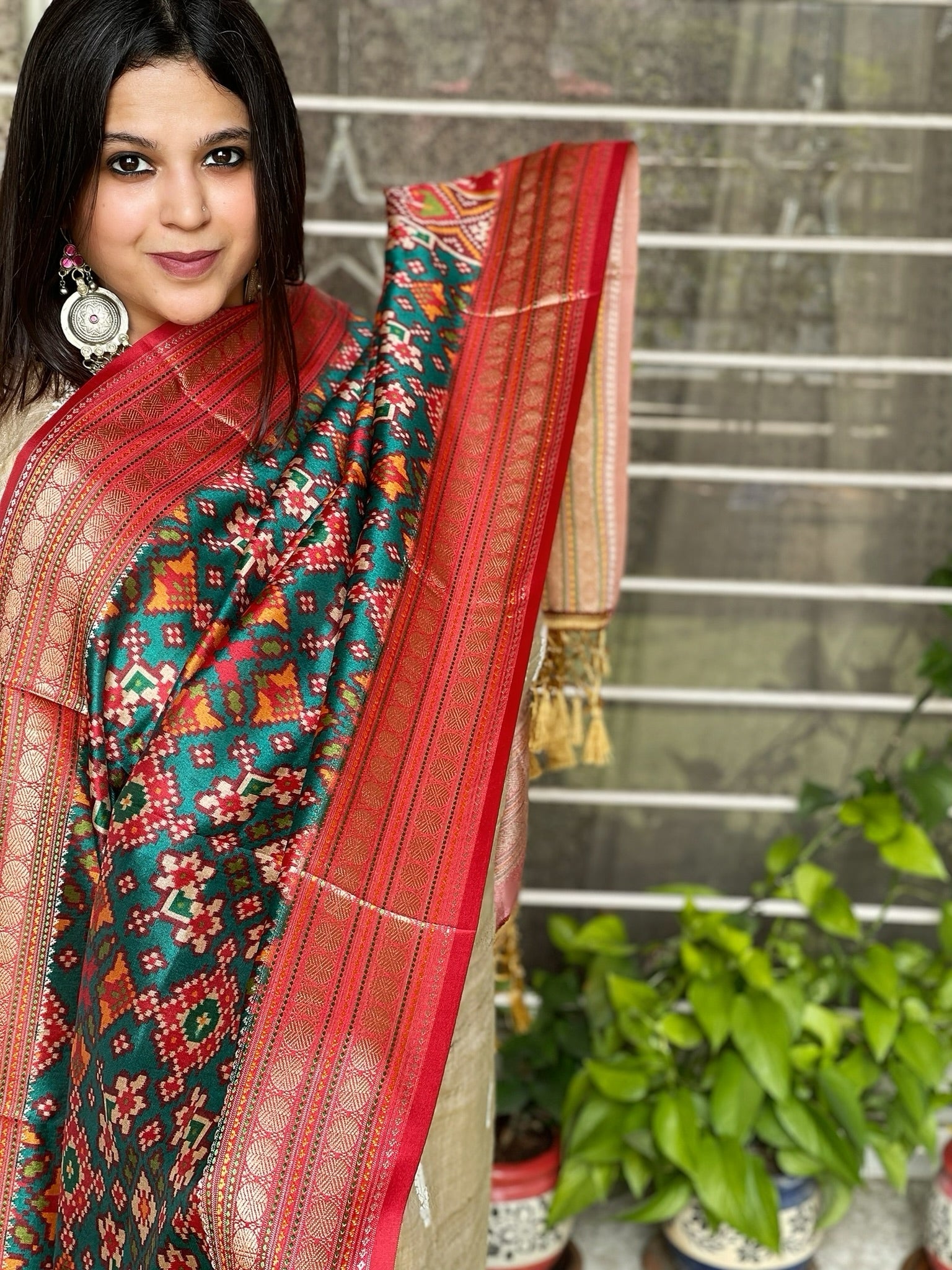 Green Printed Patola Dupatta in Fine Art Silk - Masakalee