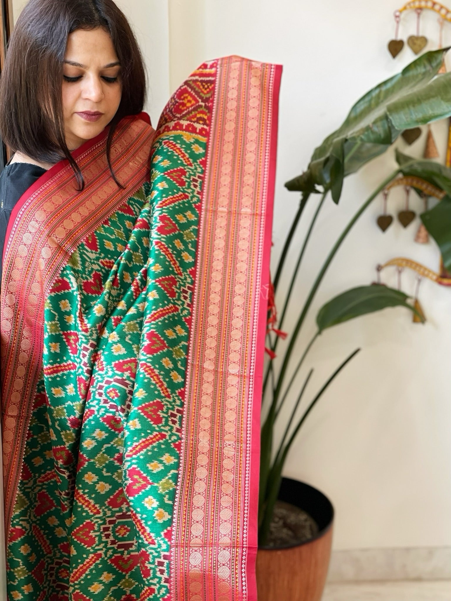 Green Printed Patola Dupatta in Fine Art Silk - Masakalee