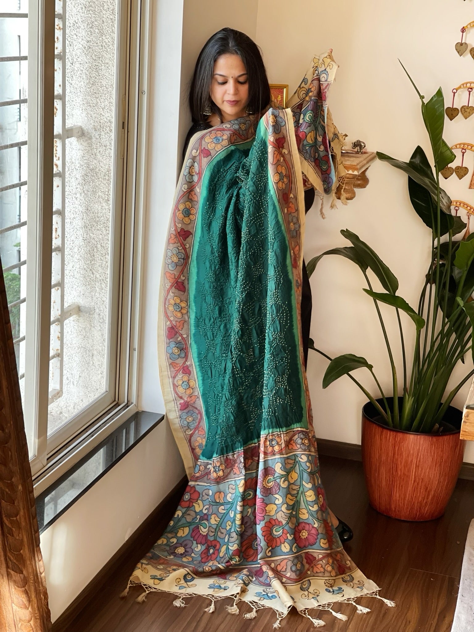 Green Rai Bandhej Dupatta with Handpainted Kalamkari Pallu in Pure Muga Silk - Masakalee