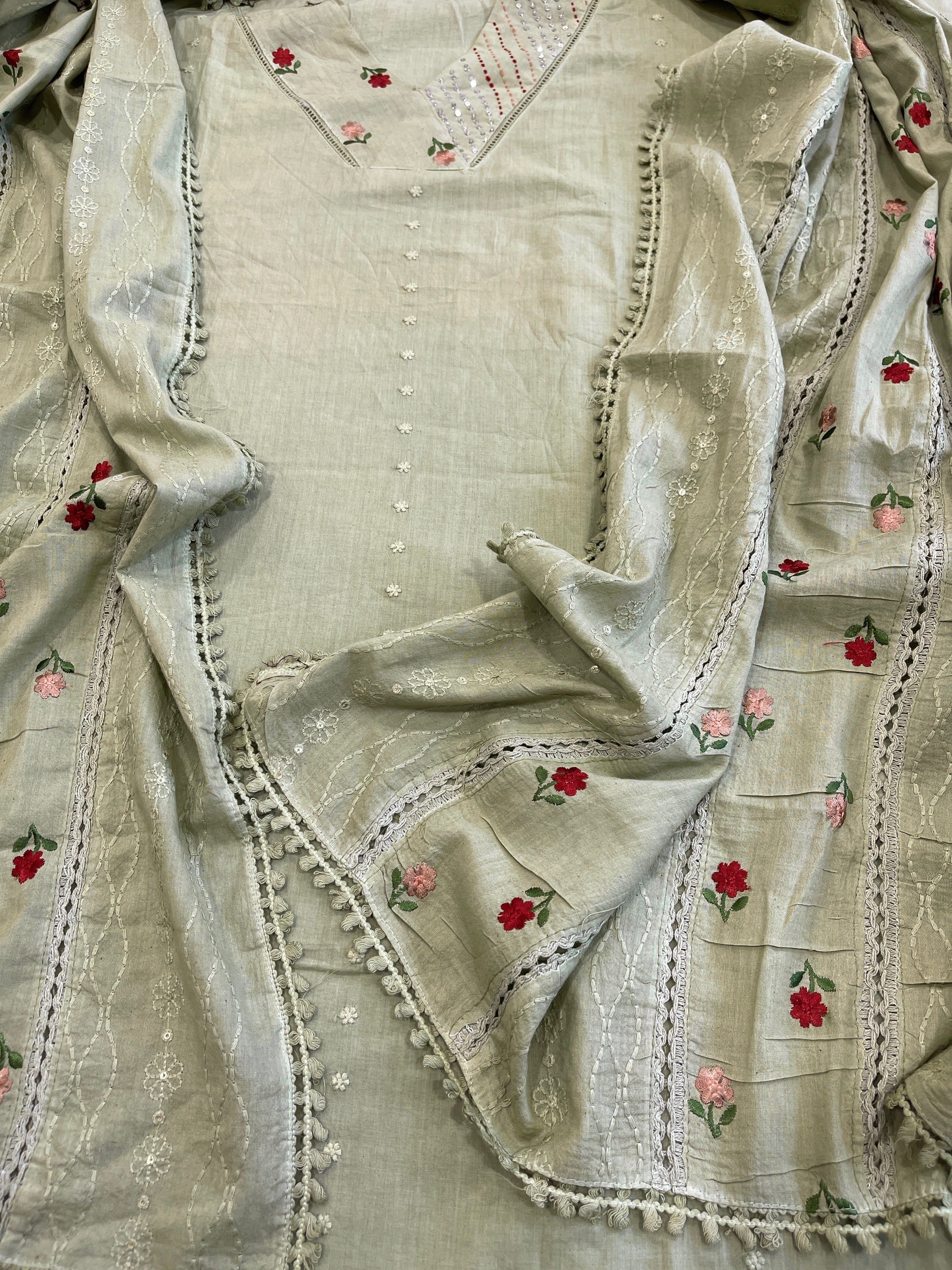 Green Suit Set with Thread and Sequin Embroidery in Pure Cotton - Masakalee