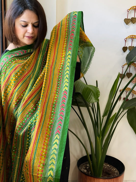 Green, Yellow Handmade Kantha Dupatta in Silk - Masakalee