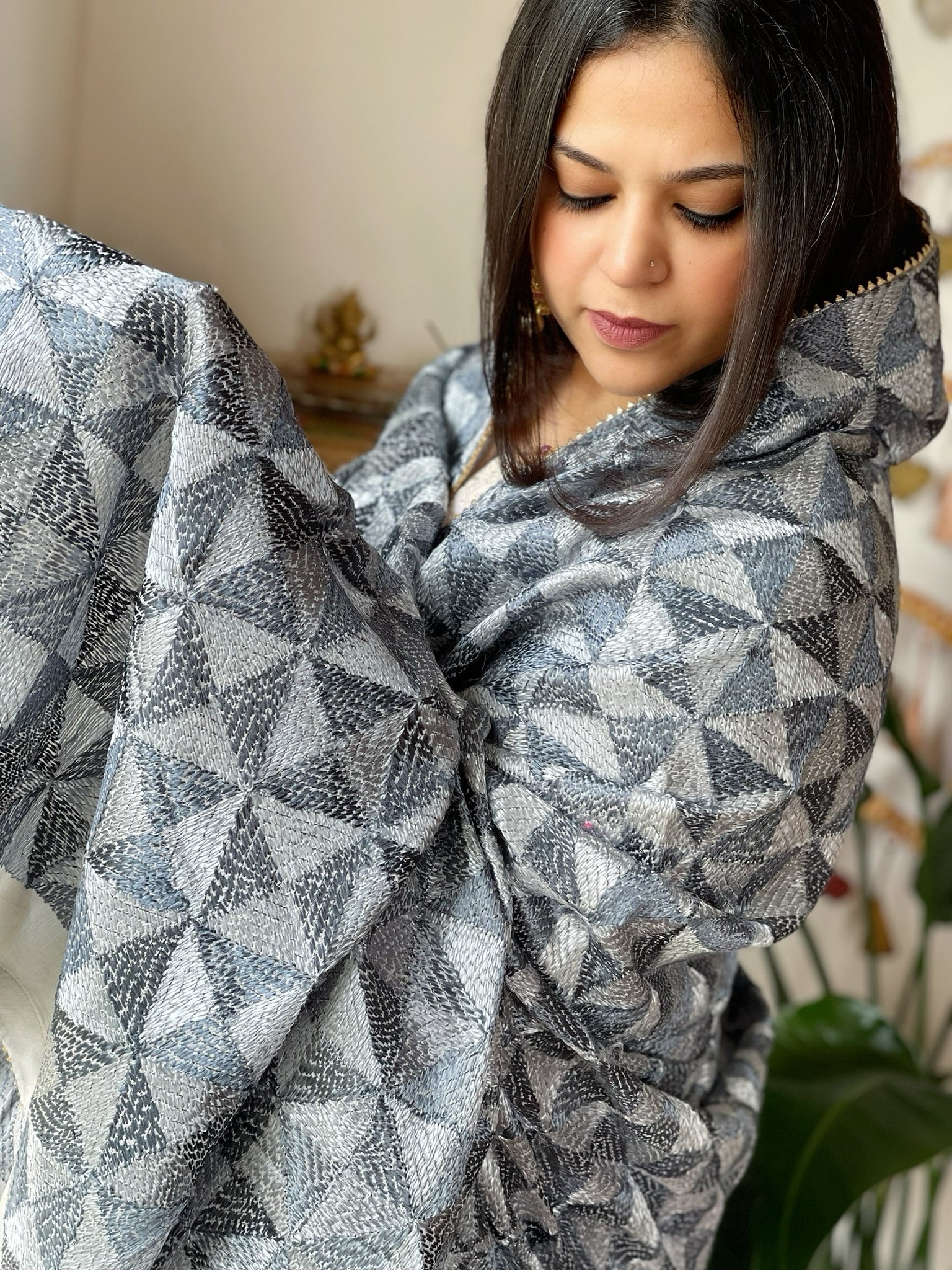 Grey Handmade Jaal Phulkari Dupatta in Pure Chinon - Masakalee