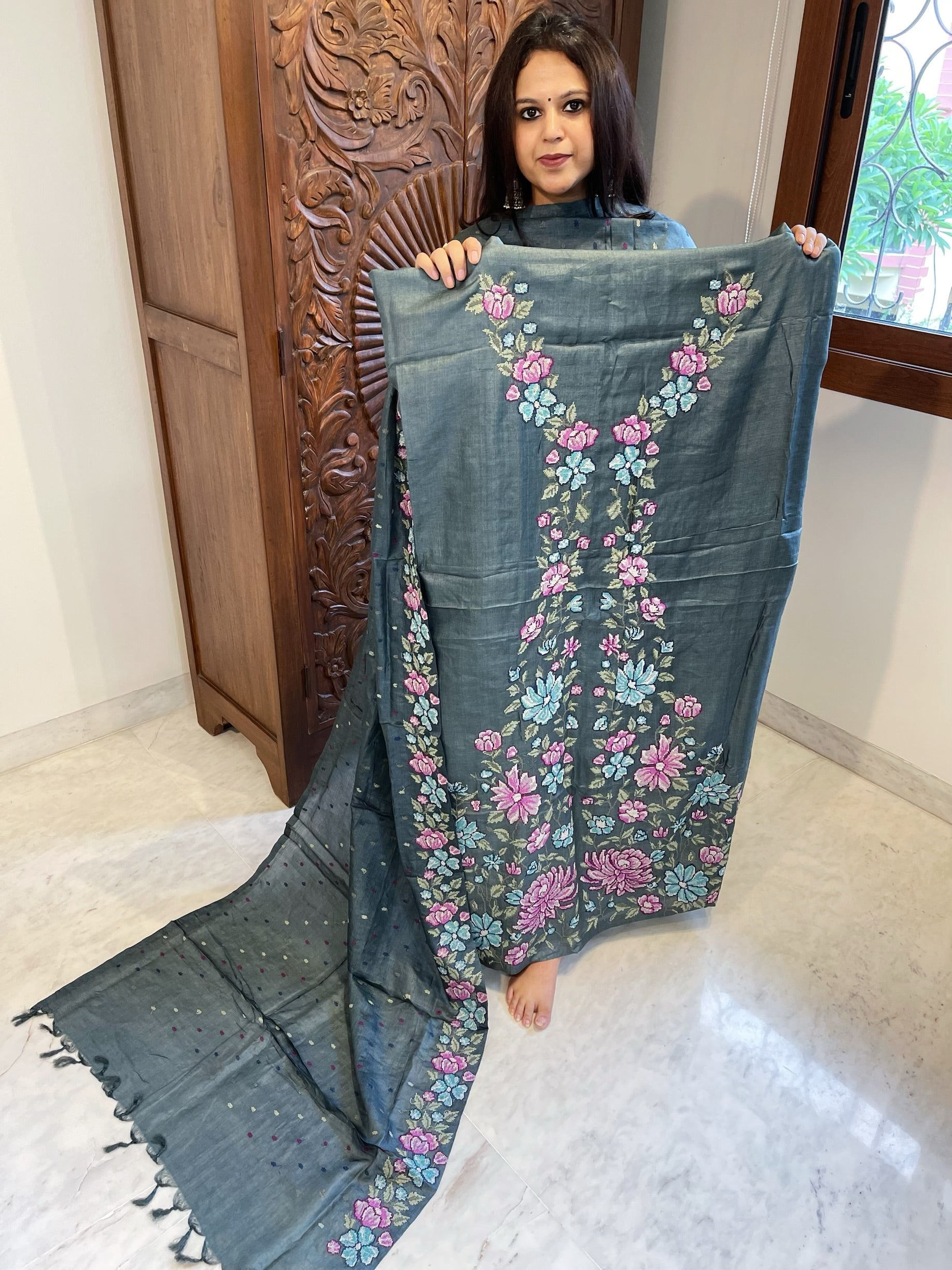 Grey Suit Set with Cross-Stitch Embroidery in Pure Tussar Silk - Masakalee