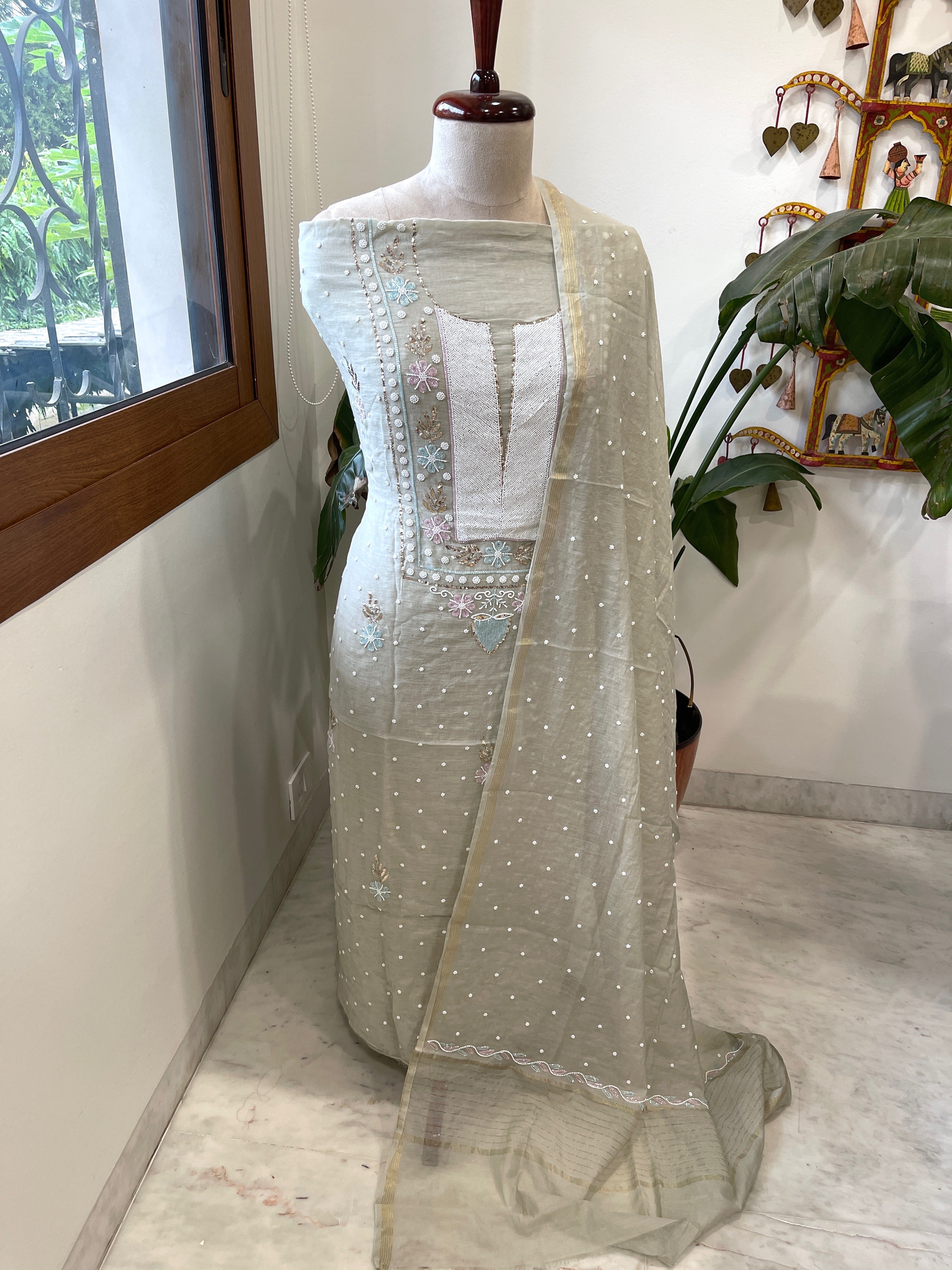 Grey Suit Set with Pearl, Cut Daana and Mukaish Handwork in Pure Mul Chanderi - Masakalee