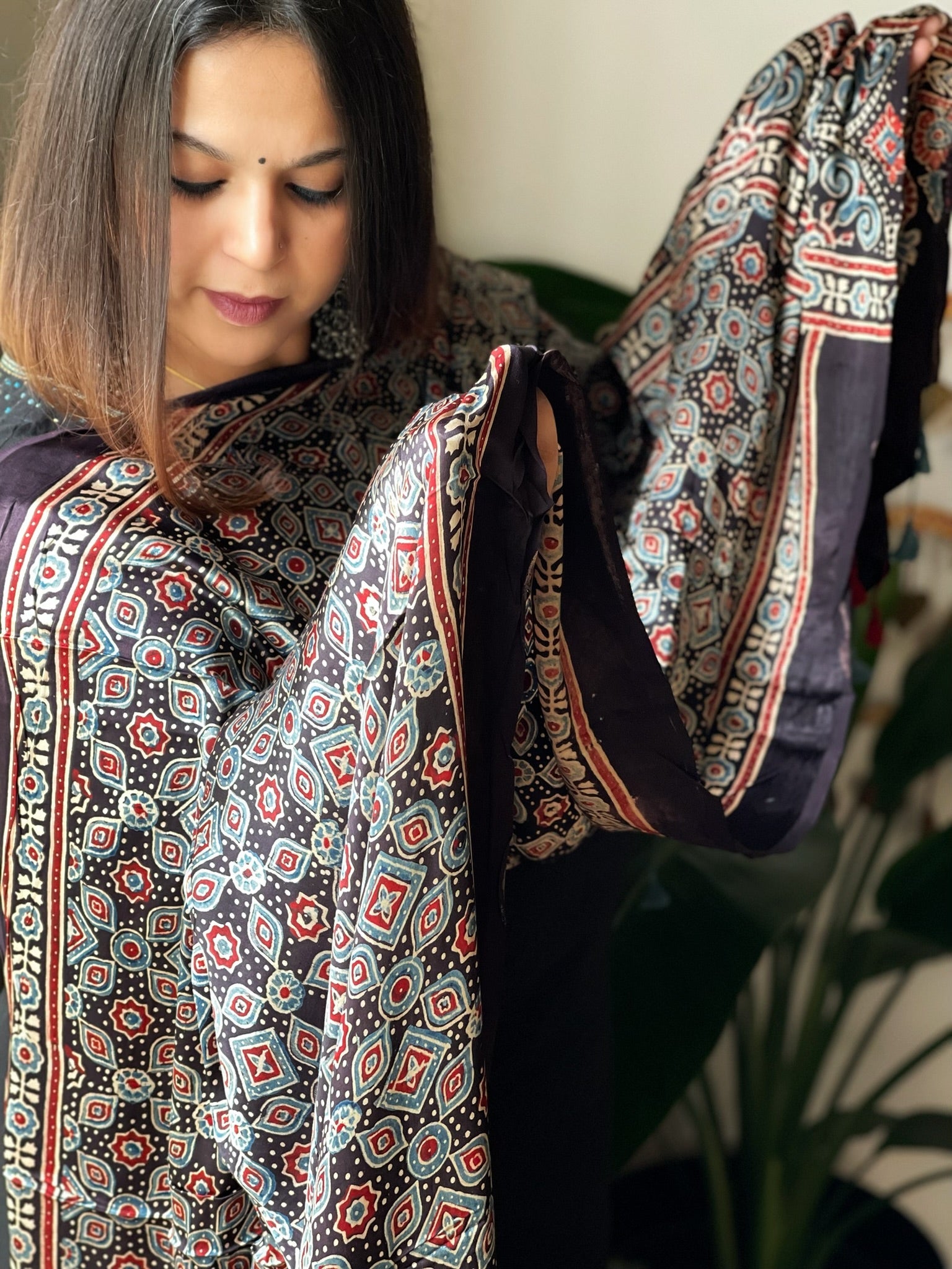 Handblock Printed Ajrakh Dupatta - Masakalee