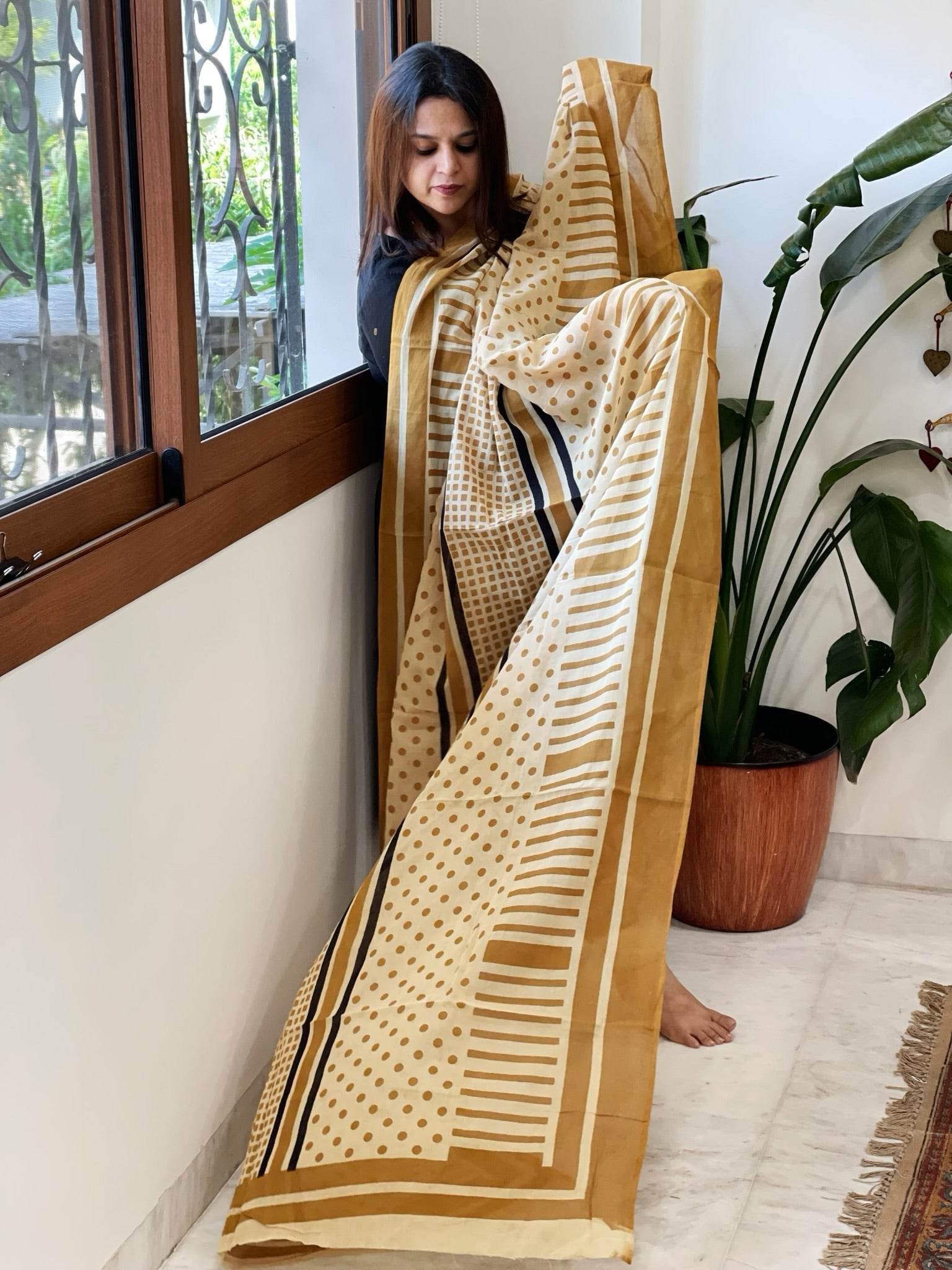 Handblock printed dupatta in Mul Cotton - Masakalee