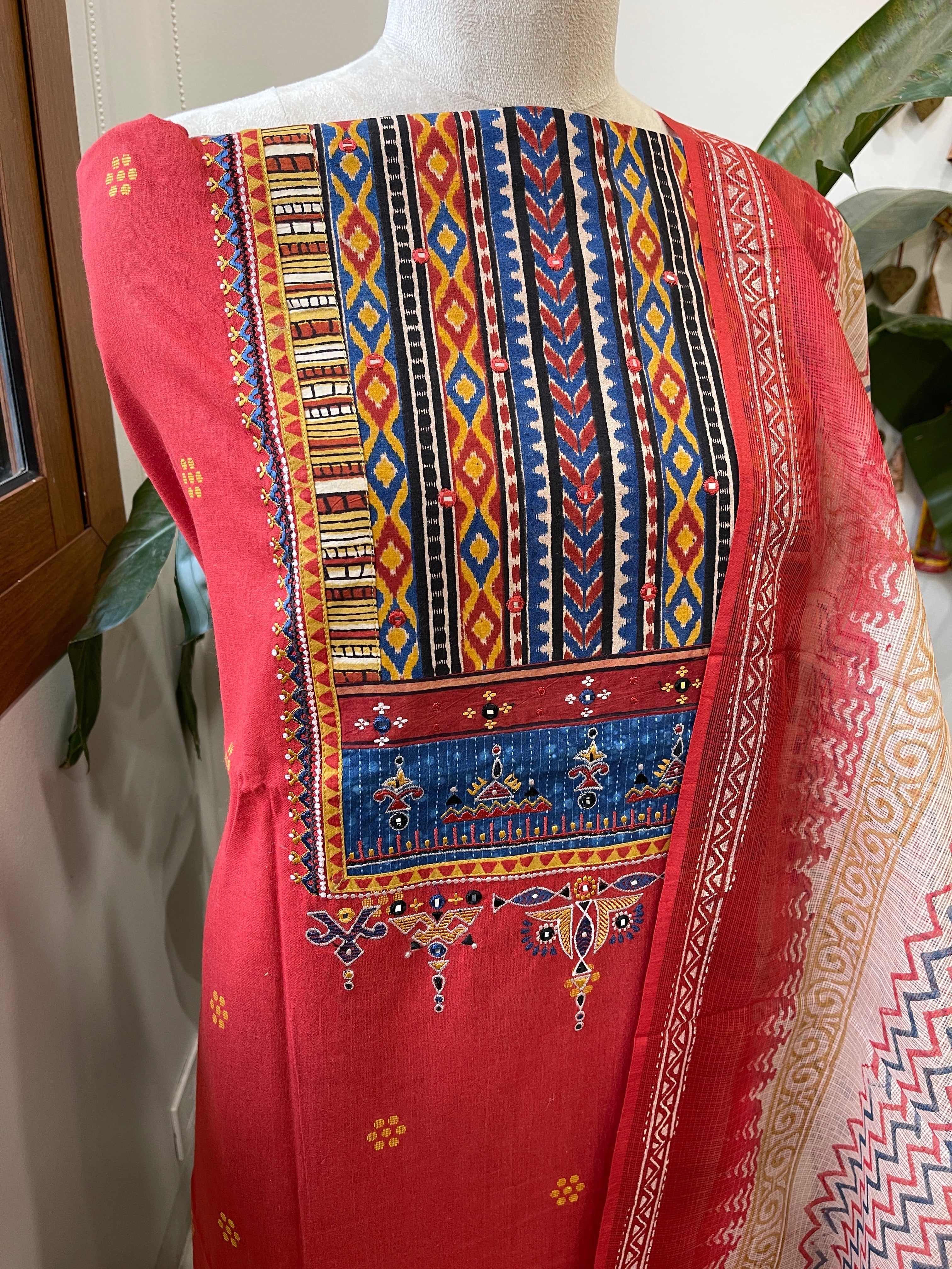 Handblock Printed Embroidered Suit Set with Patchwork in Pure Cotton - Masakalee