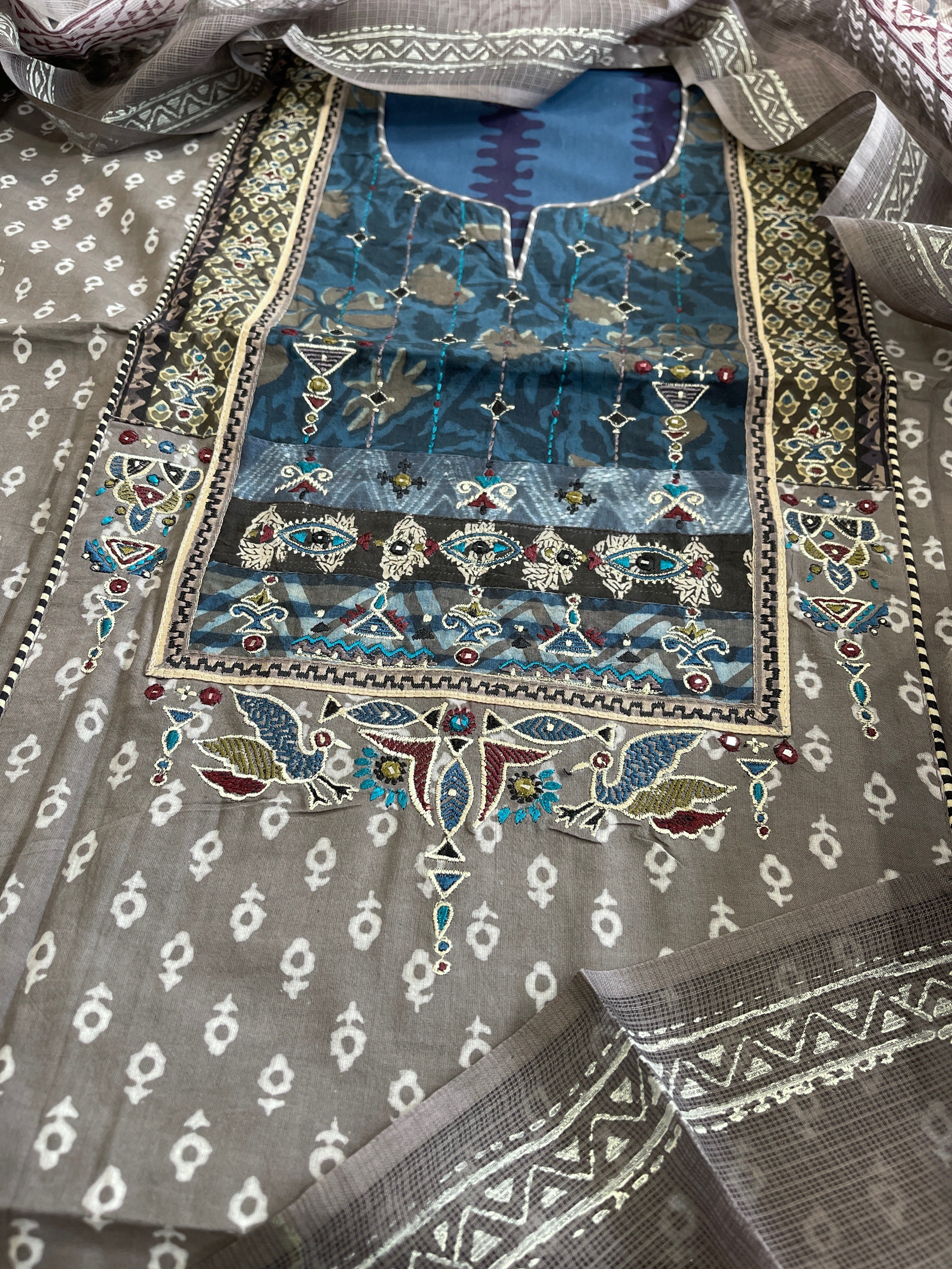 Handblock Printed Embroidered Suit Set with Patchwork in Pure Cotton - Masakalee