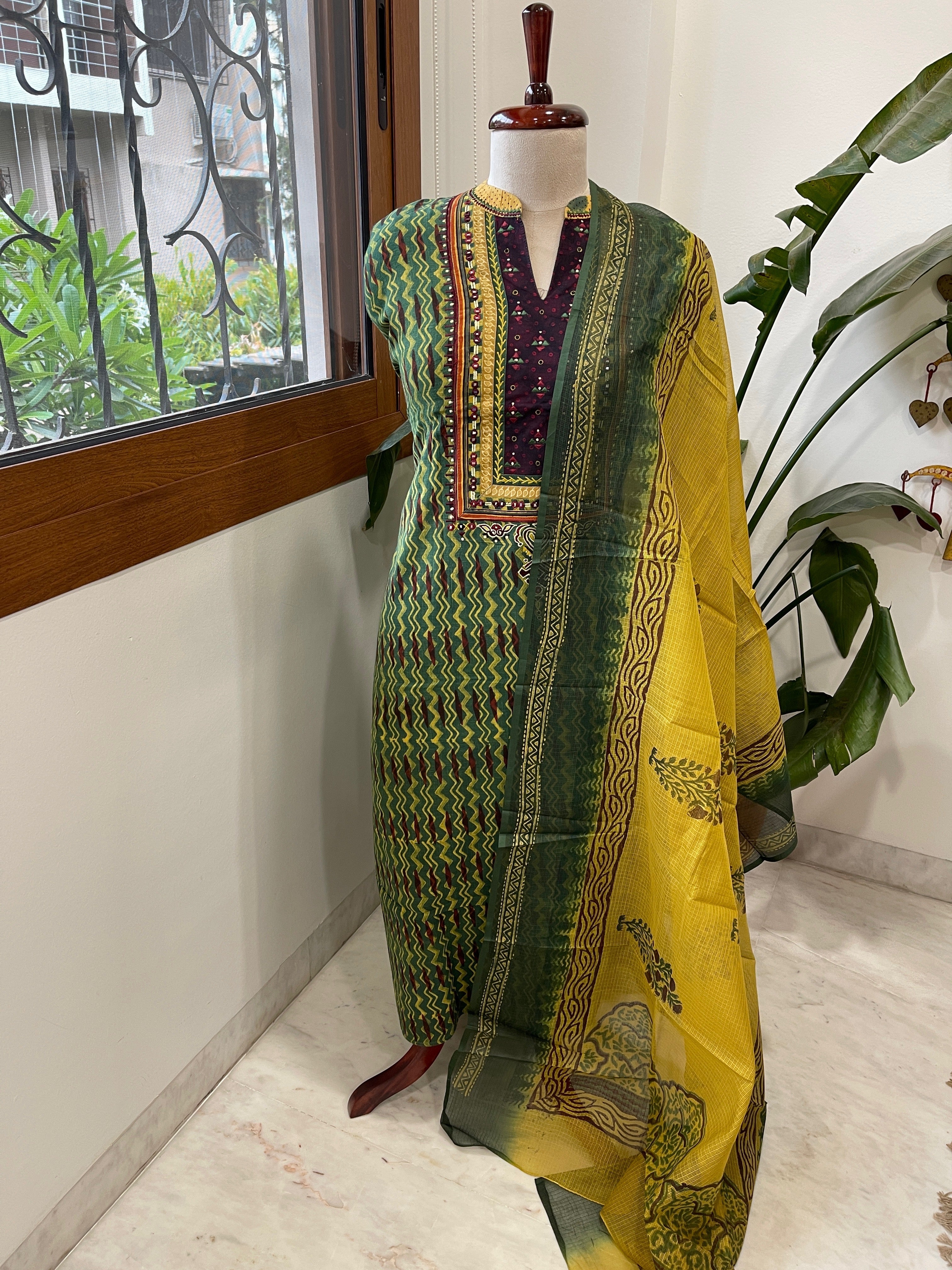 Handblock Printed Embroidered Suit Set with Patchwork in Pure Cotton - Masakalee