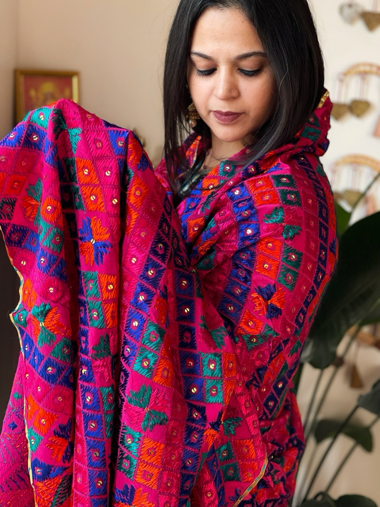 Handmade Bagh Phulkari Dupatta in Crepe - Masakalee
