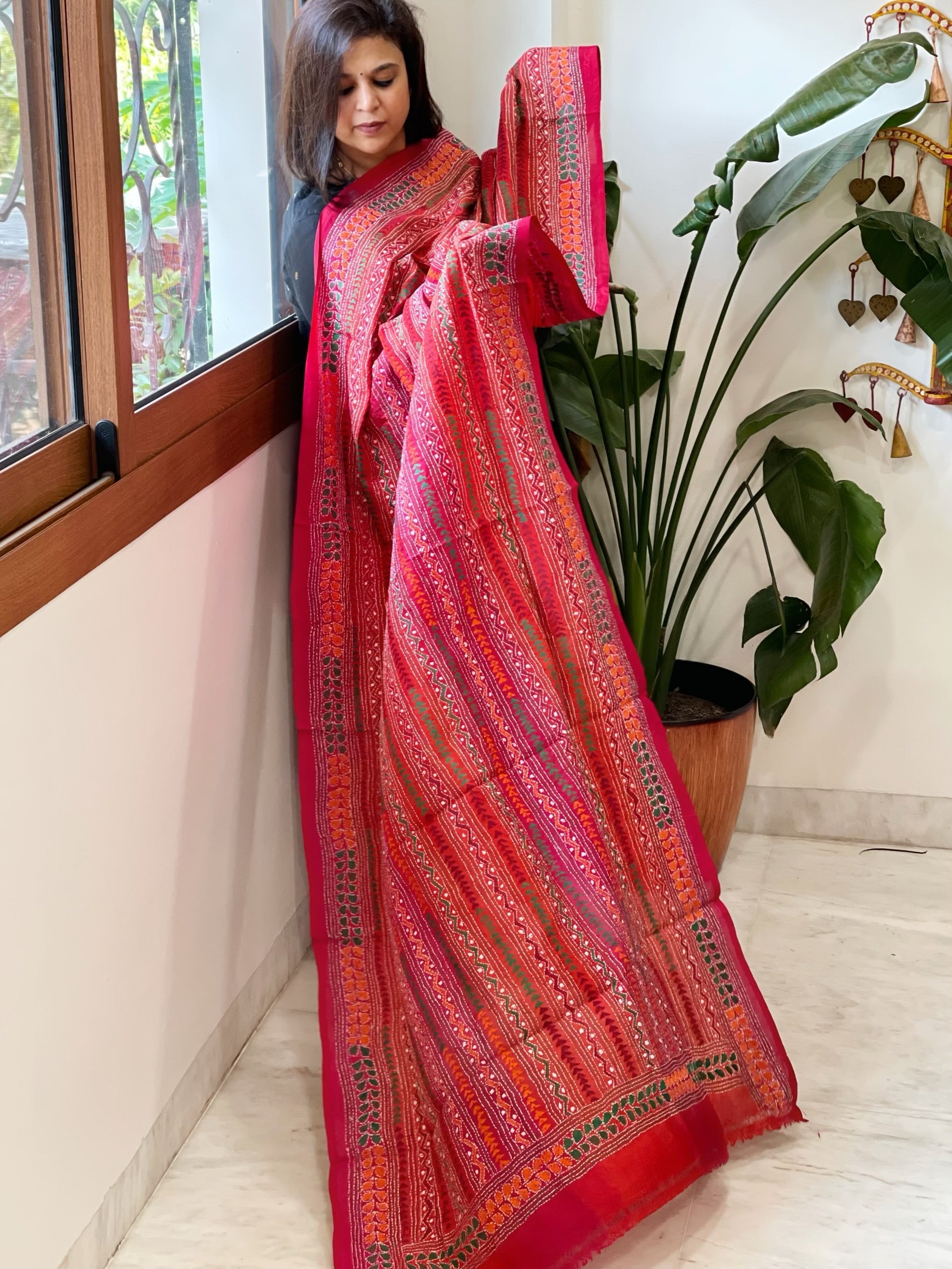 Handmade Kantha Dupatta in Silk - Masakalee