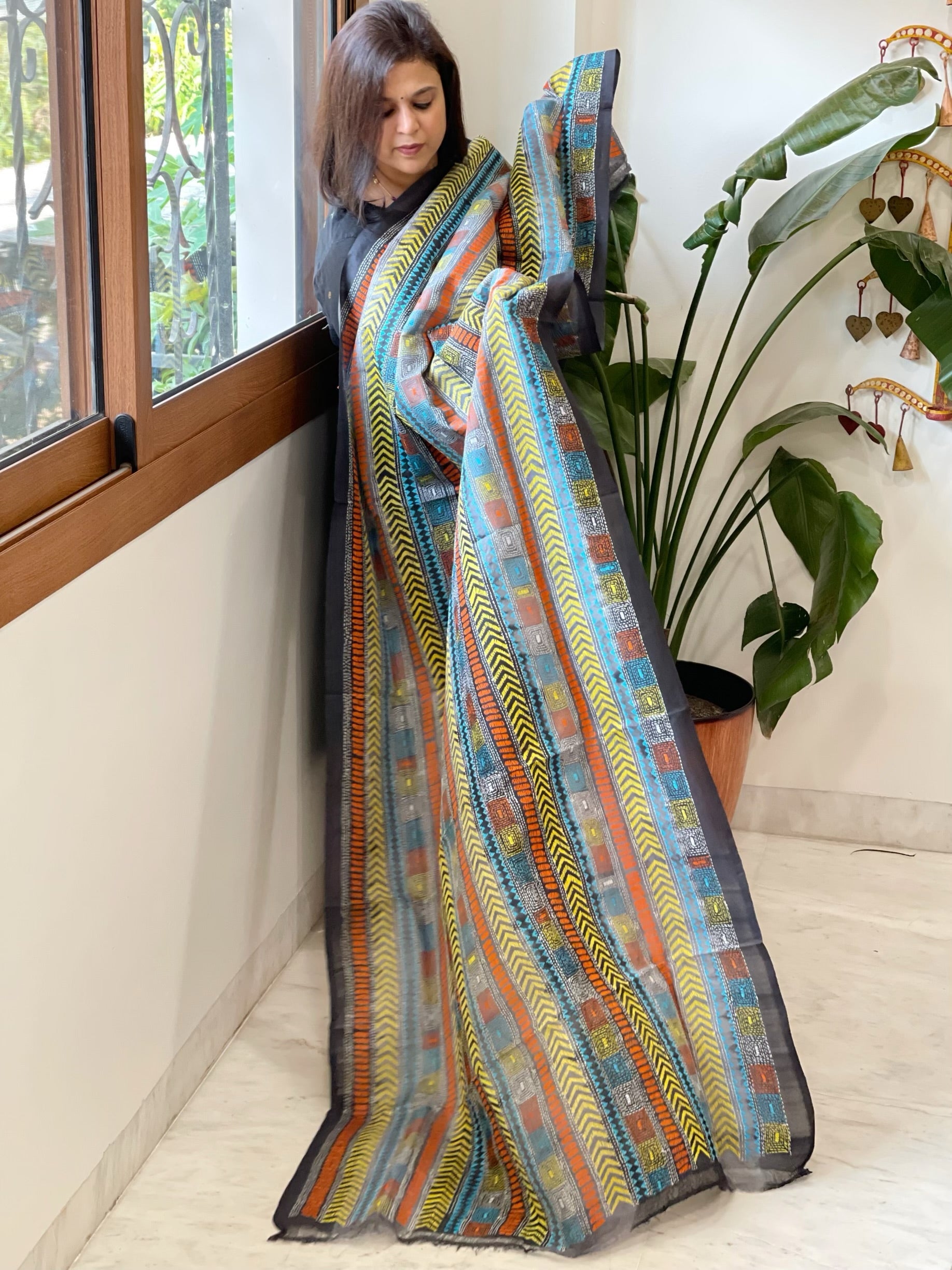 Handmade Kantha Dupatta in Silk - Masakalee