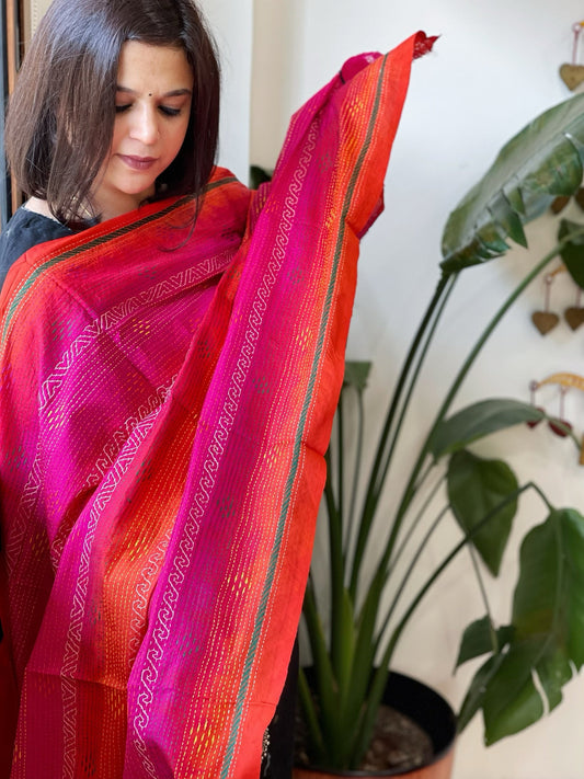 Handmade Kantha Dupatta in Silk - Masakalee