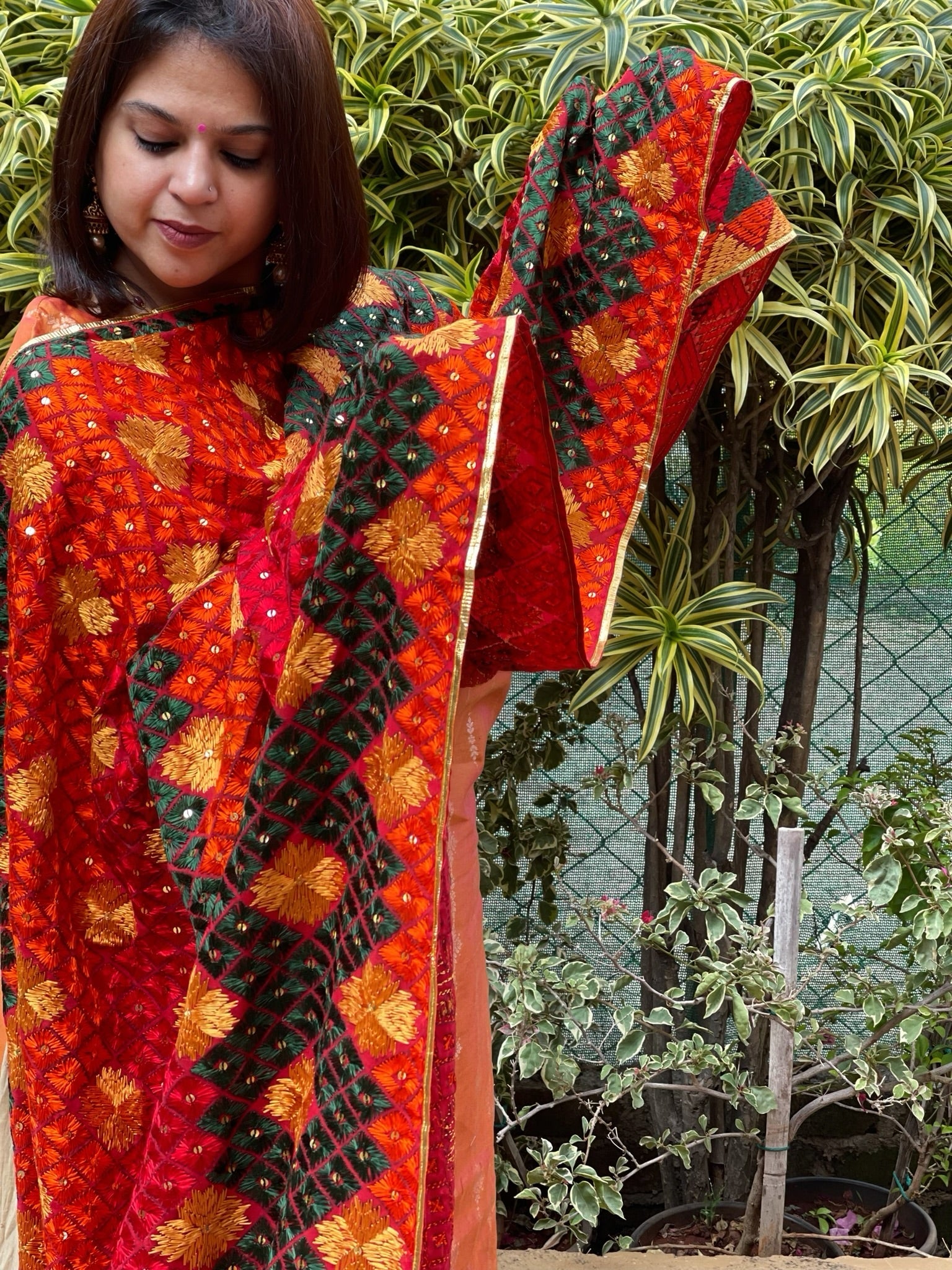 Handmade Phulkari Dupatta in Cotton - Masakalee