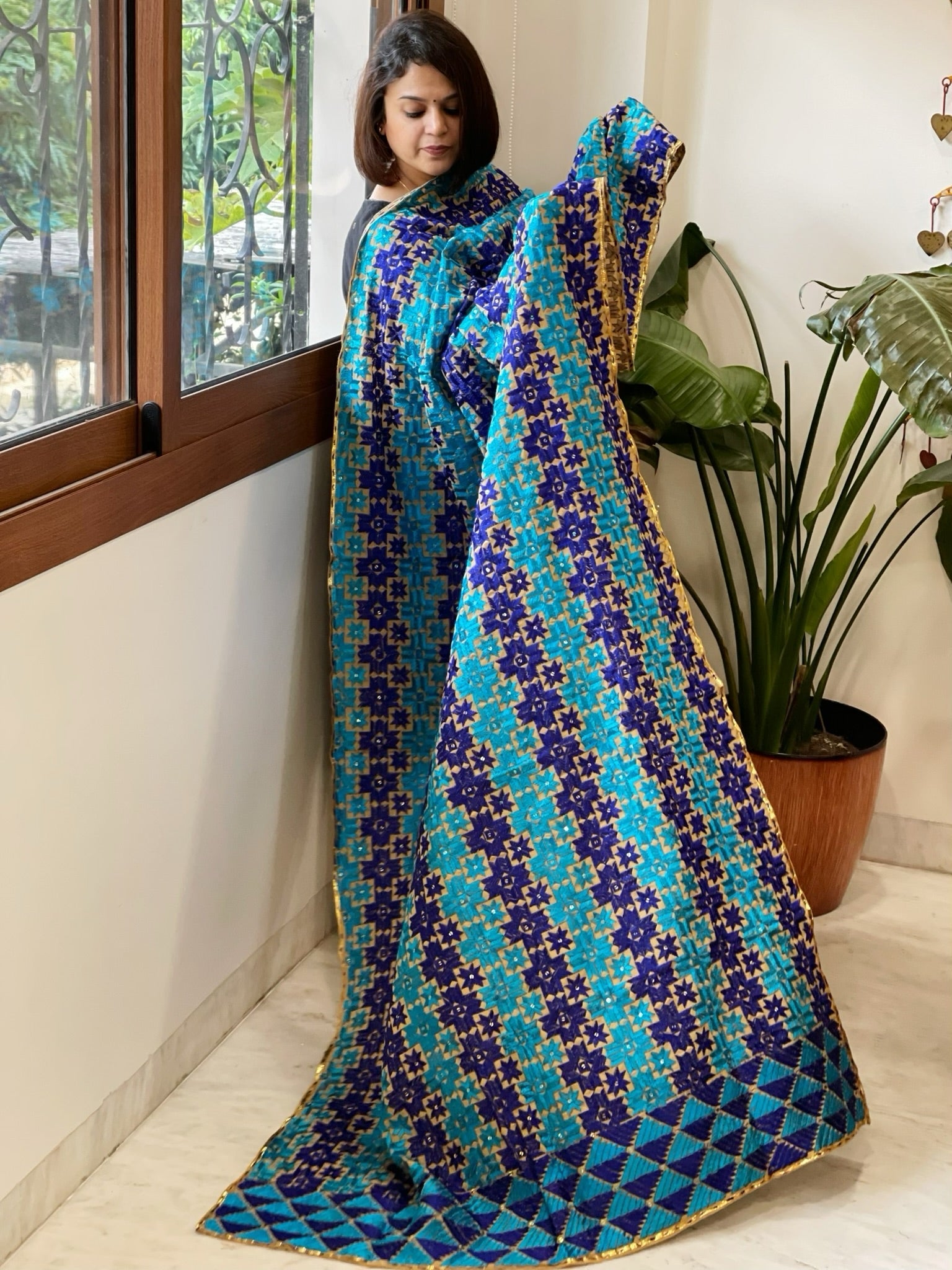 Handmade Phulkari Dupatta in Cotton - Masakalee