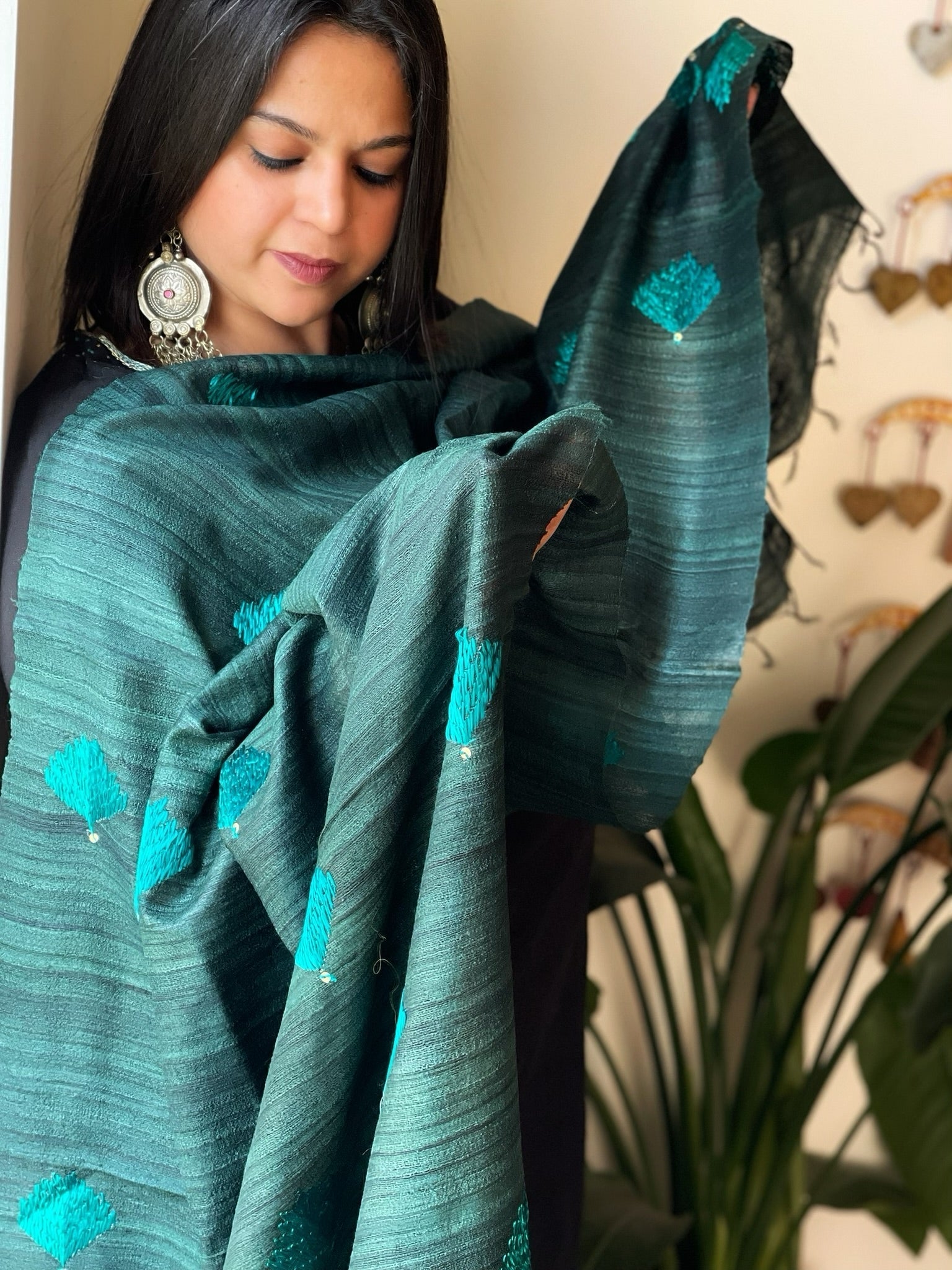 Handmade Phulkari Dupatta in Pure Geecha - Tussar Silk - Masakalee