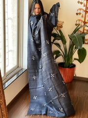 Handmade Phulkari Dupatta in Pure Geecha - Tussar Silk - Masakalee