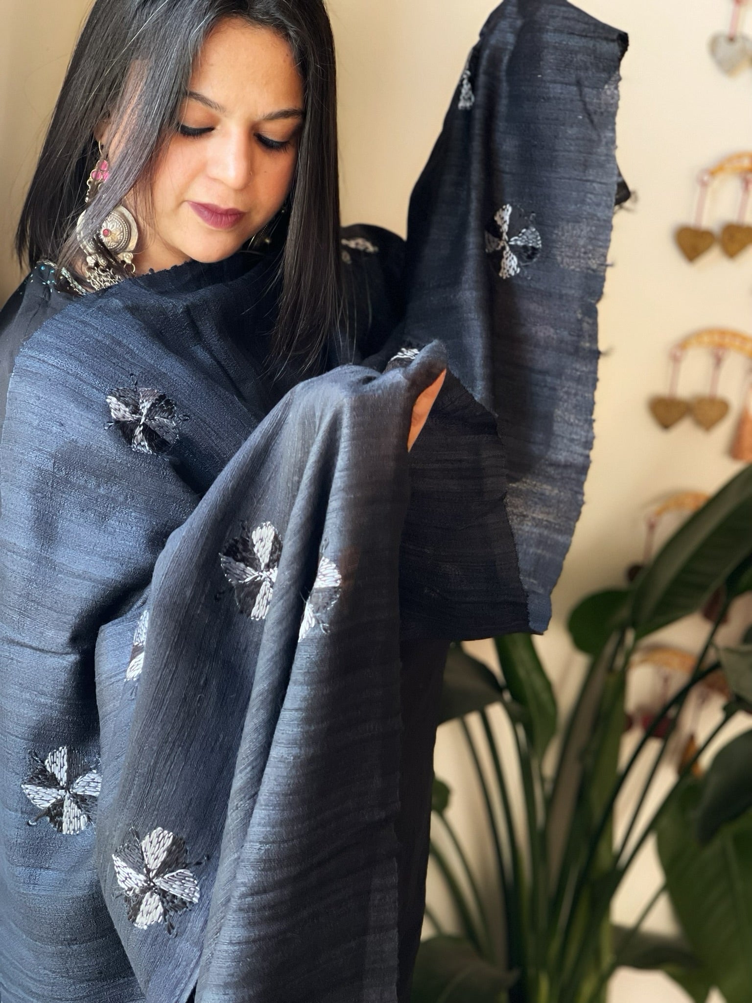 Handmade Phulkari Dupatta in Pure Geecha - Tussar Silk - Masakalee