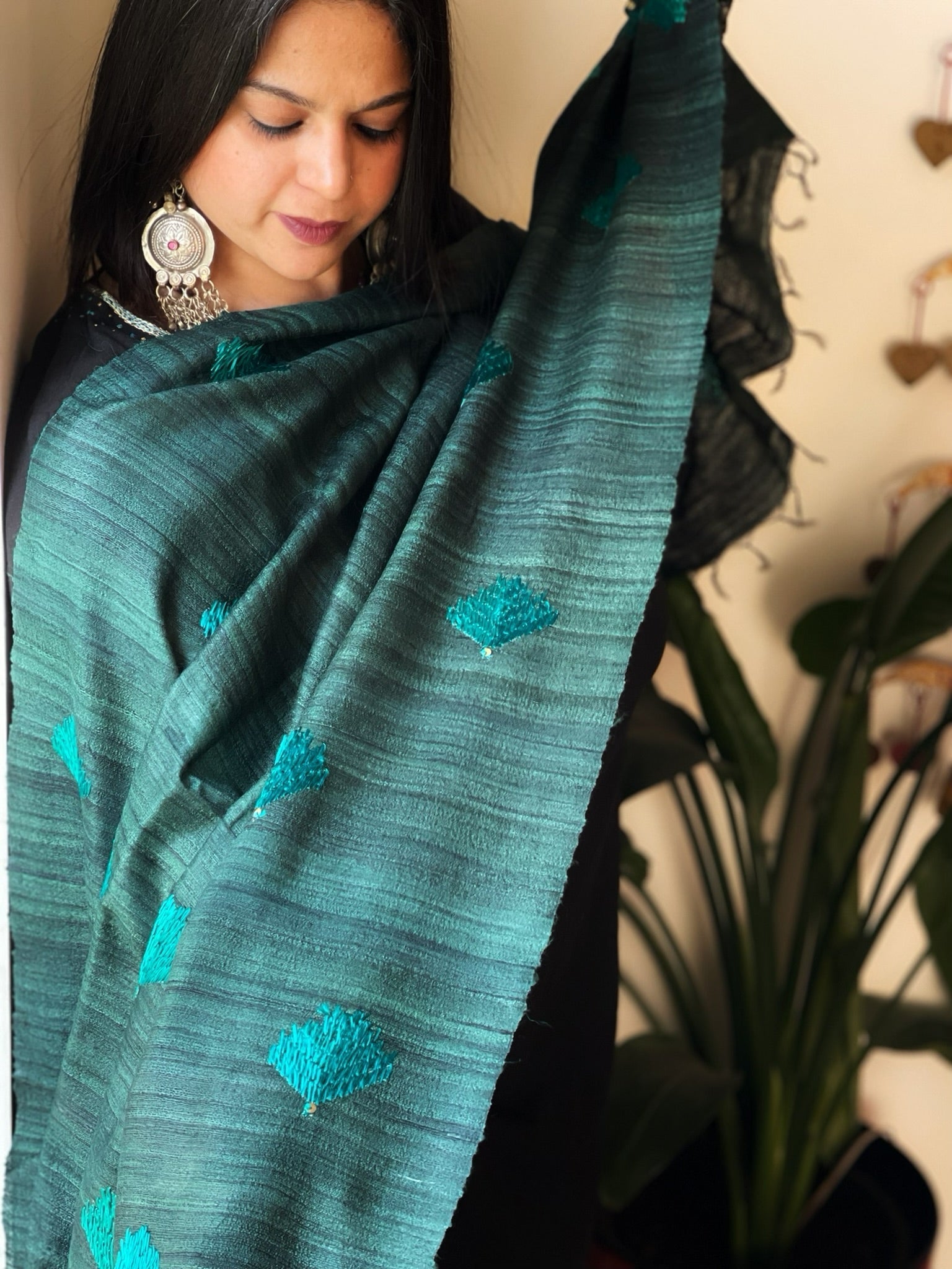 Handmade Phulkari Dupatta in Pure Geecha - Tussar Silk - Masakalee