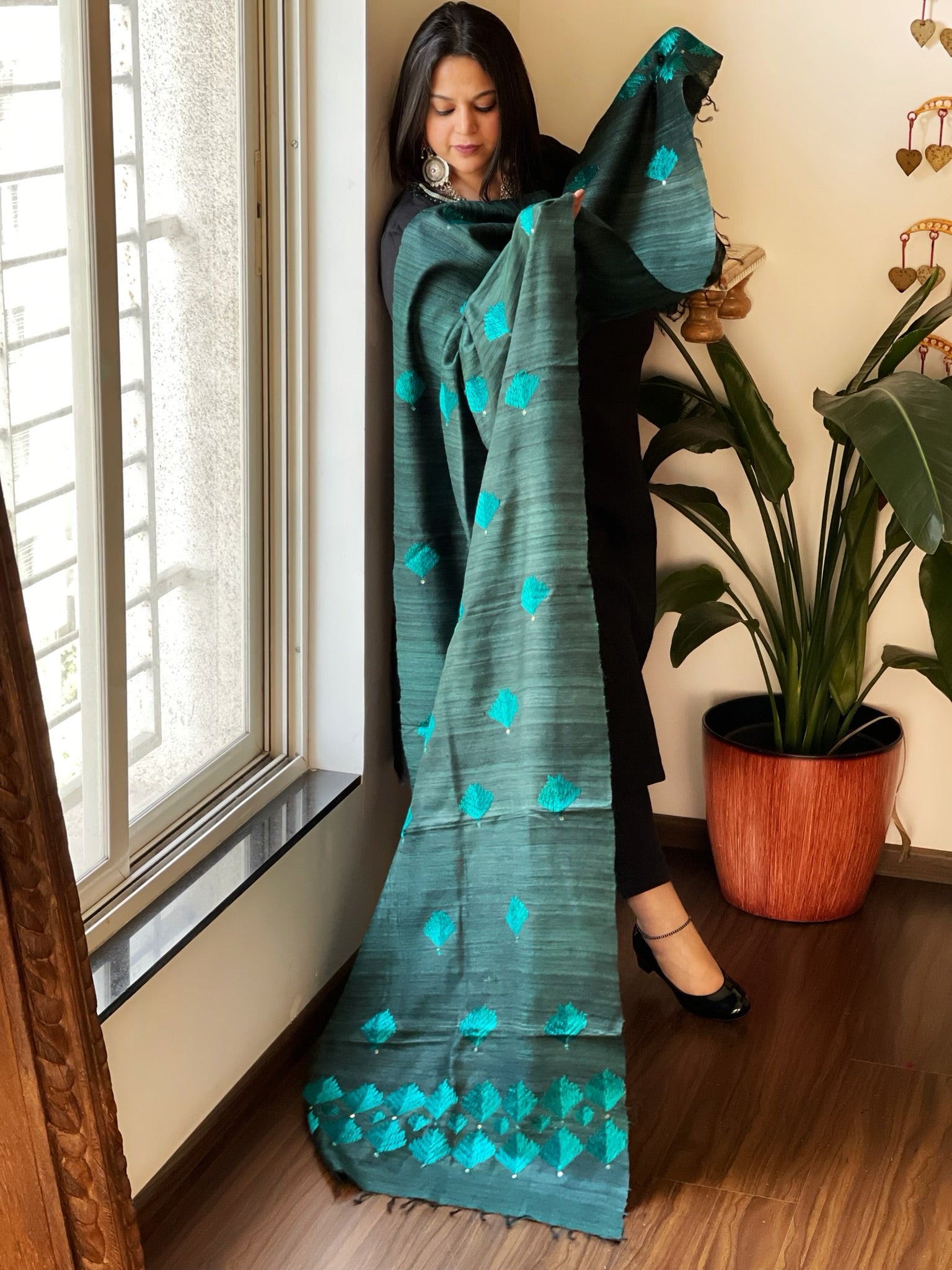 Handmade Phulkari Dupatta in Pure Geecha - Tussar Silk - Masakalee