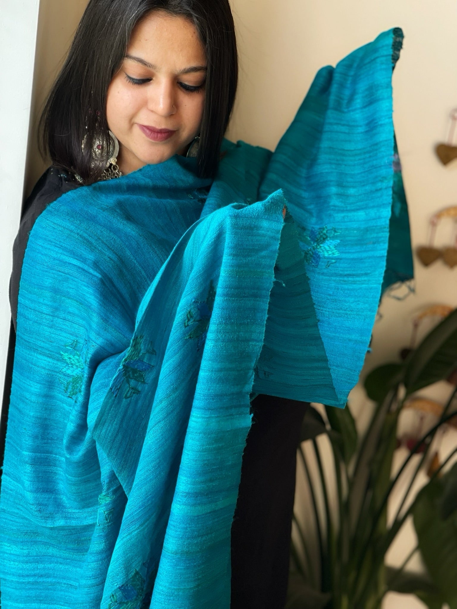 Handmade Phulkari Dupatta in Pure Geecha - Tussar Silk - Masakalee