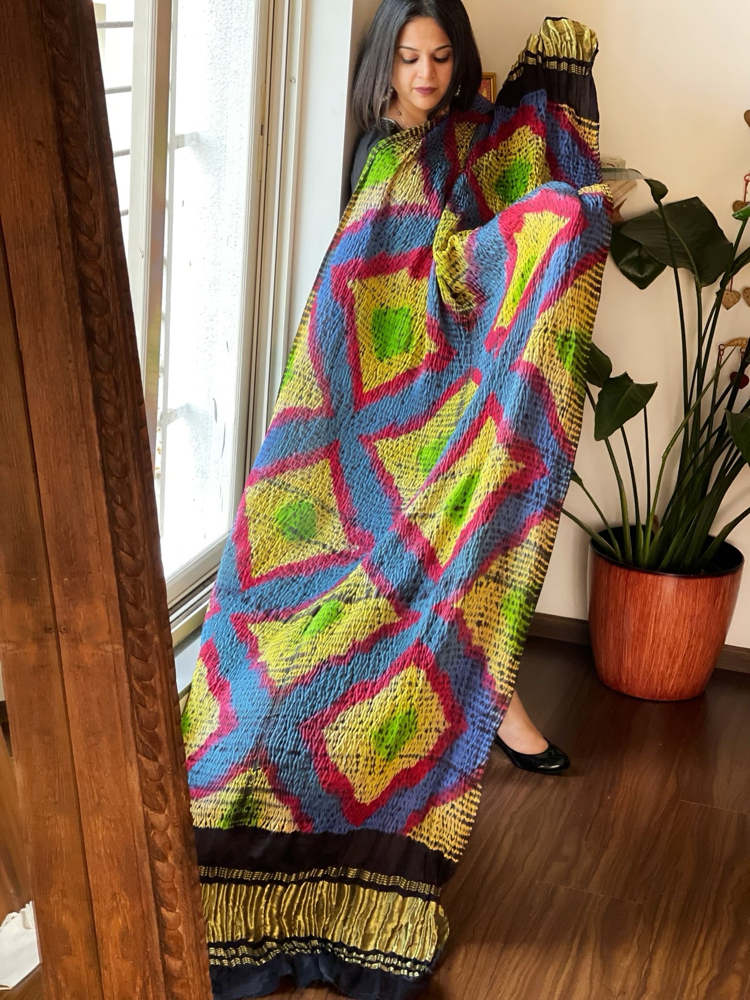 Handmade Shibori Tie Dye Dupatta in Gajji Silk - Masakalee