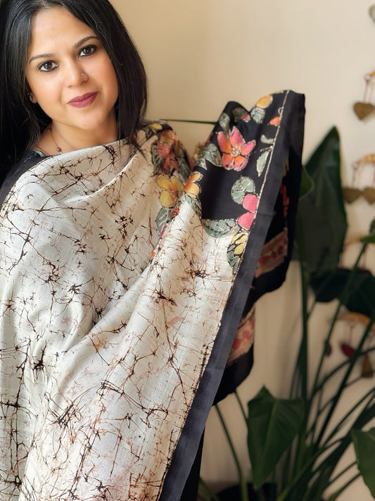 Handpainted & Batik Hand Dyed Dupatta in Handwoven Mul Silk - Masakalee