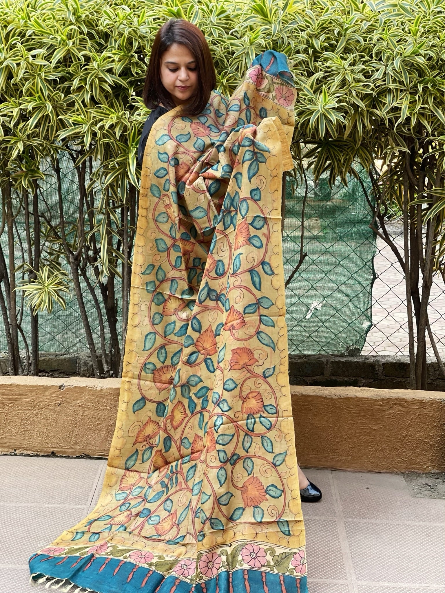 Handpainted Kalamkari Dupatta in Tussar Silk - Masakalee