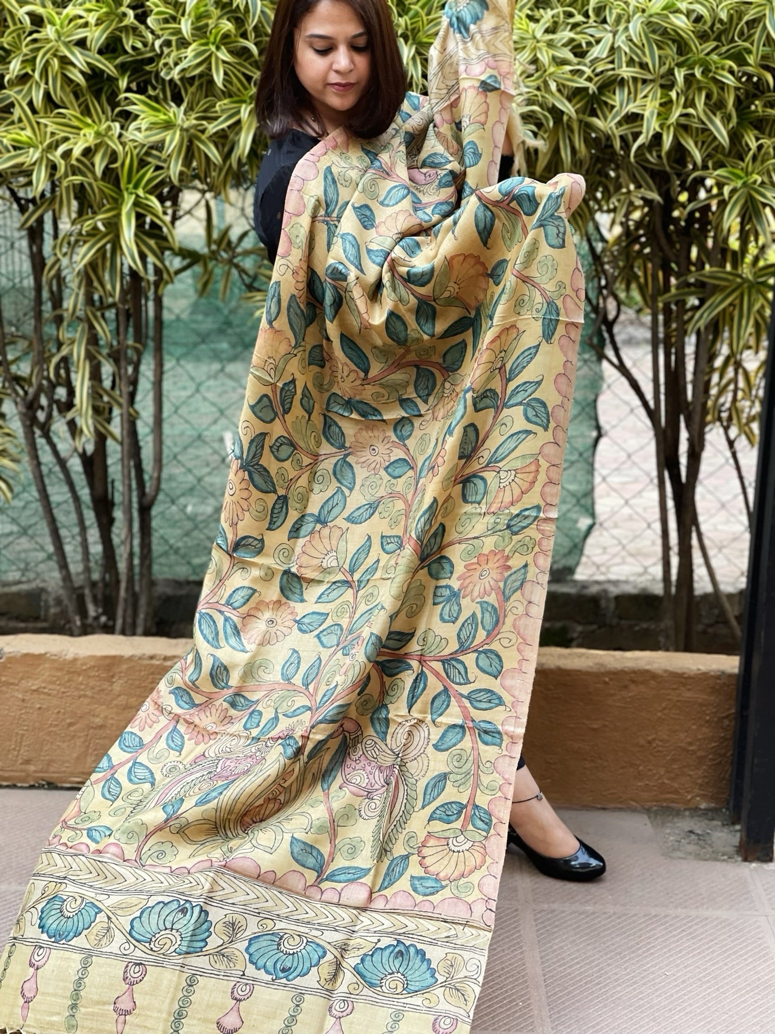 Handpainted Kalamkari Dupatta in Tussar Silk - Masakalee