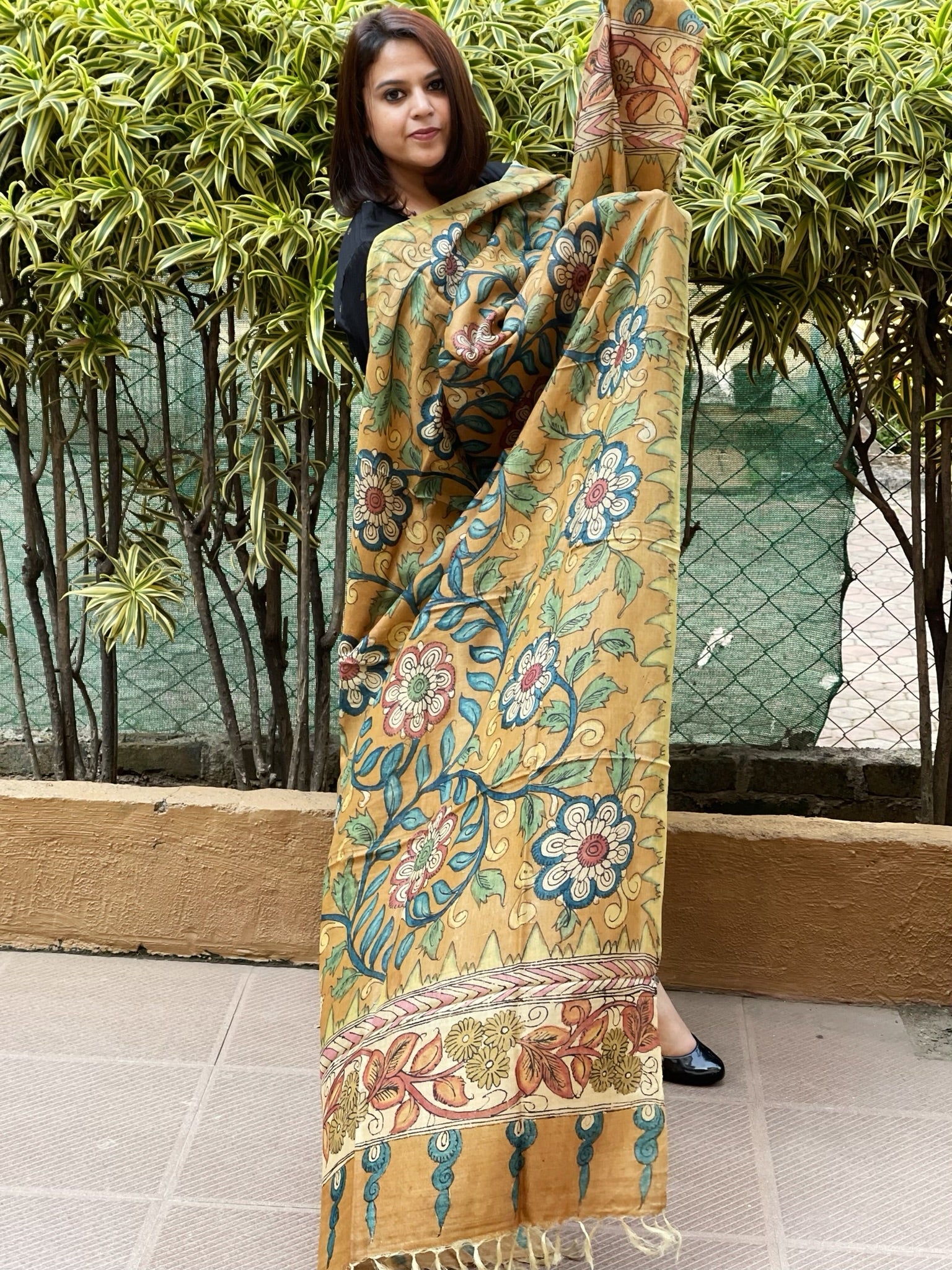 Handpainted Kalamkari Dupatta in Tussar Silk - Masakalee
