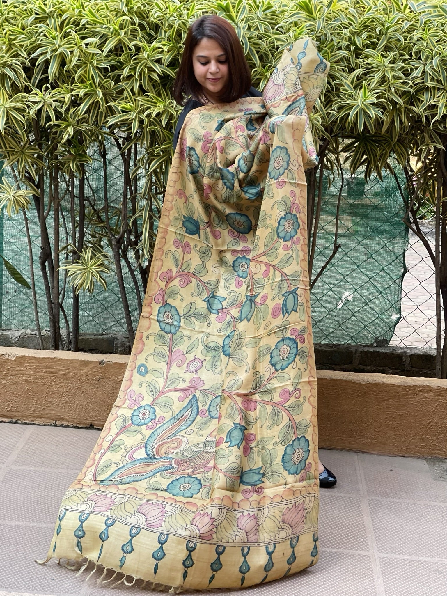 Handpainted Kalamkari Dupatta in Tussar Silk - Masakalee