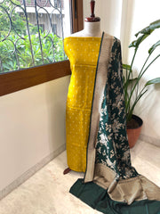 Handwoven Banarasi Suit Set in Pure Silk - Masakalee