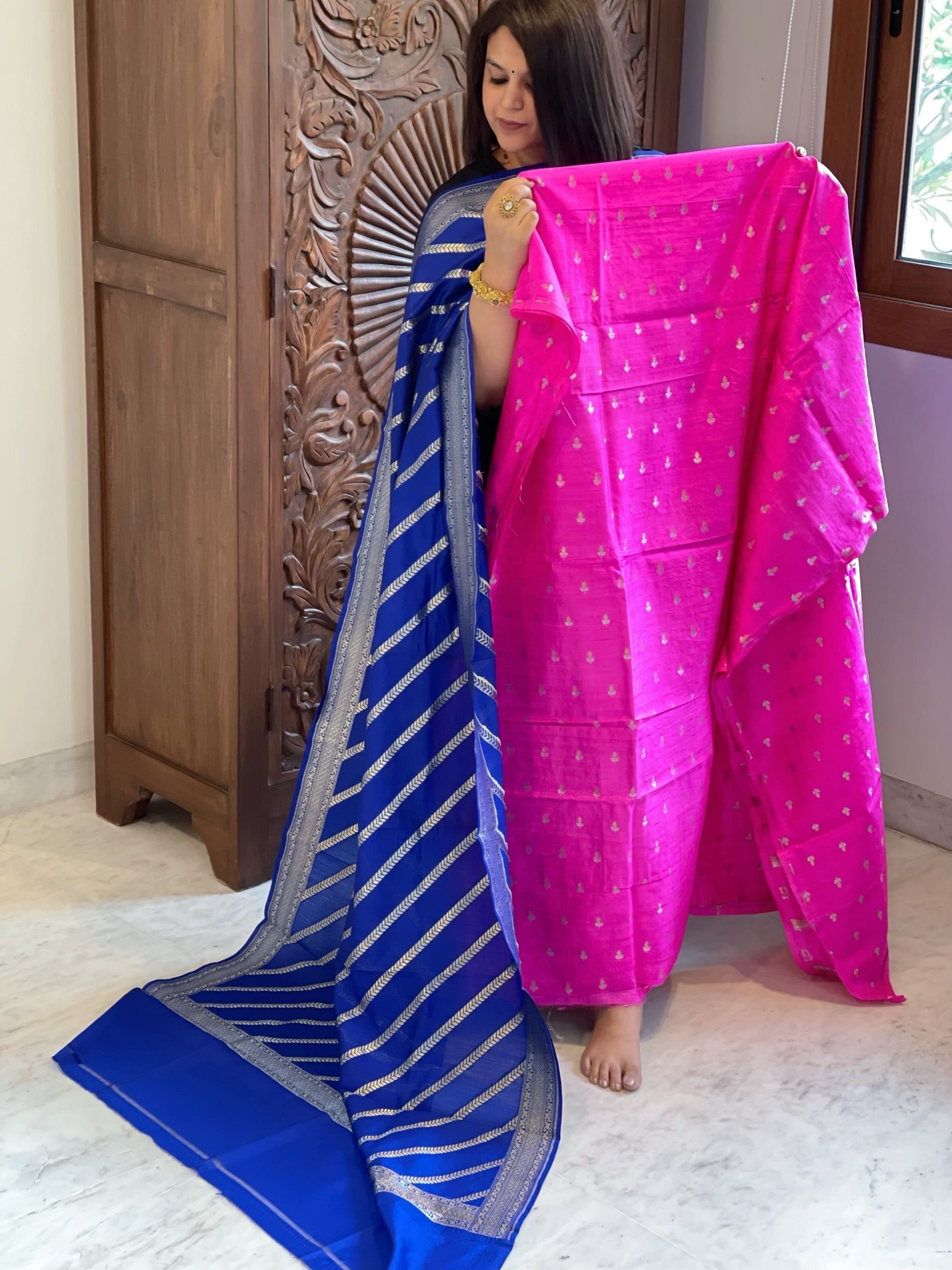 Handwoven Banarasi Suit Set in Pure Silk - Masakalee