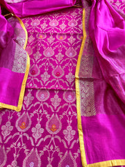 Handwoven Banarasi Suit Set in Pure Silk - Masakalee