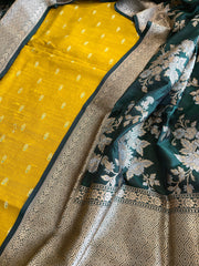 Handwoven Banarasi Suit Set in Pure Silk - Masakalee