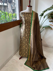 Handwoven Banarasi Suit Set in Pure Silk - Masakalee