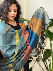 Handwoven Bhujodi Shawl in Pure Tussar and Wool - Masakalee