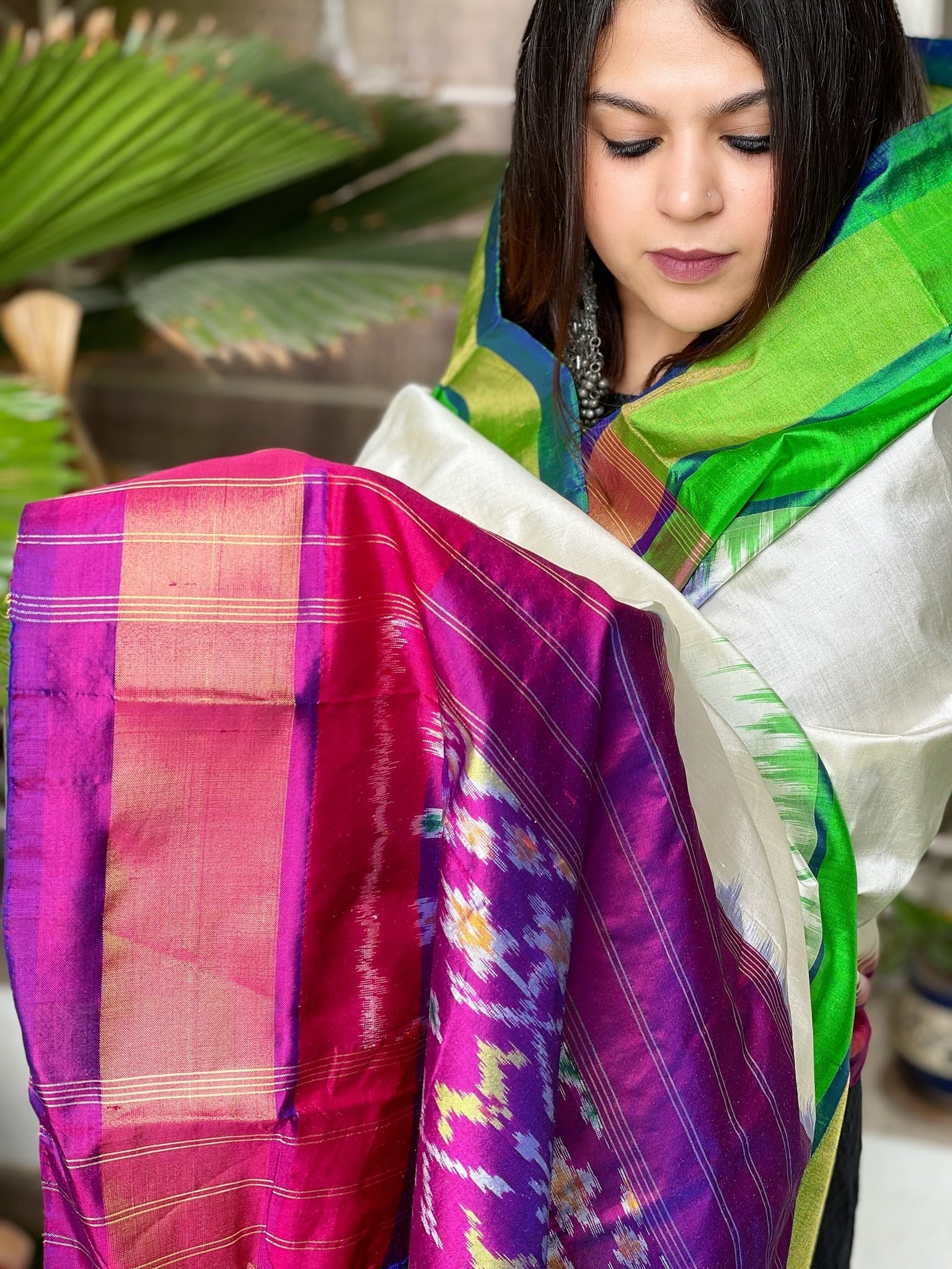 Handwoven Ikat Dupatta in Pure Silk - Masakalee
