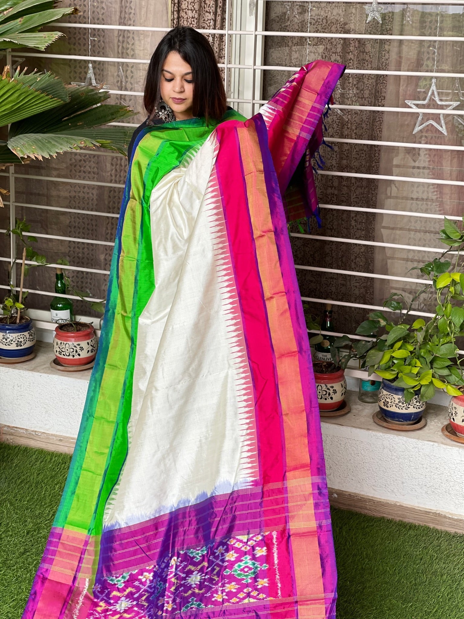 Handwoven Ikat Dupatta in Pure Silk - Masakalee