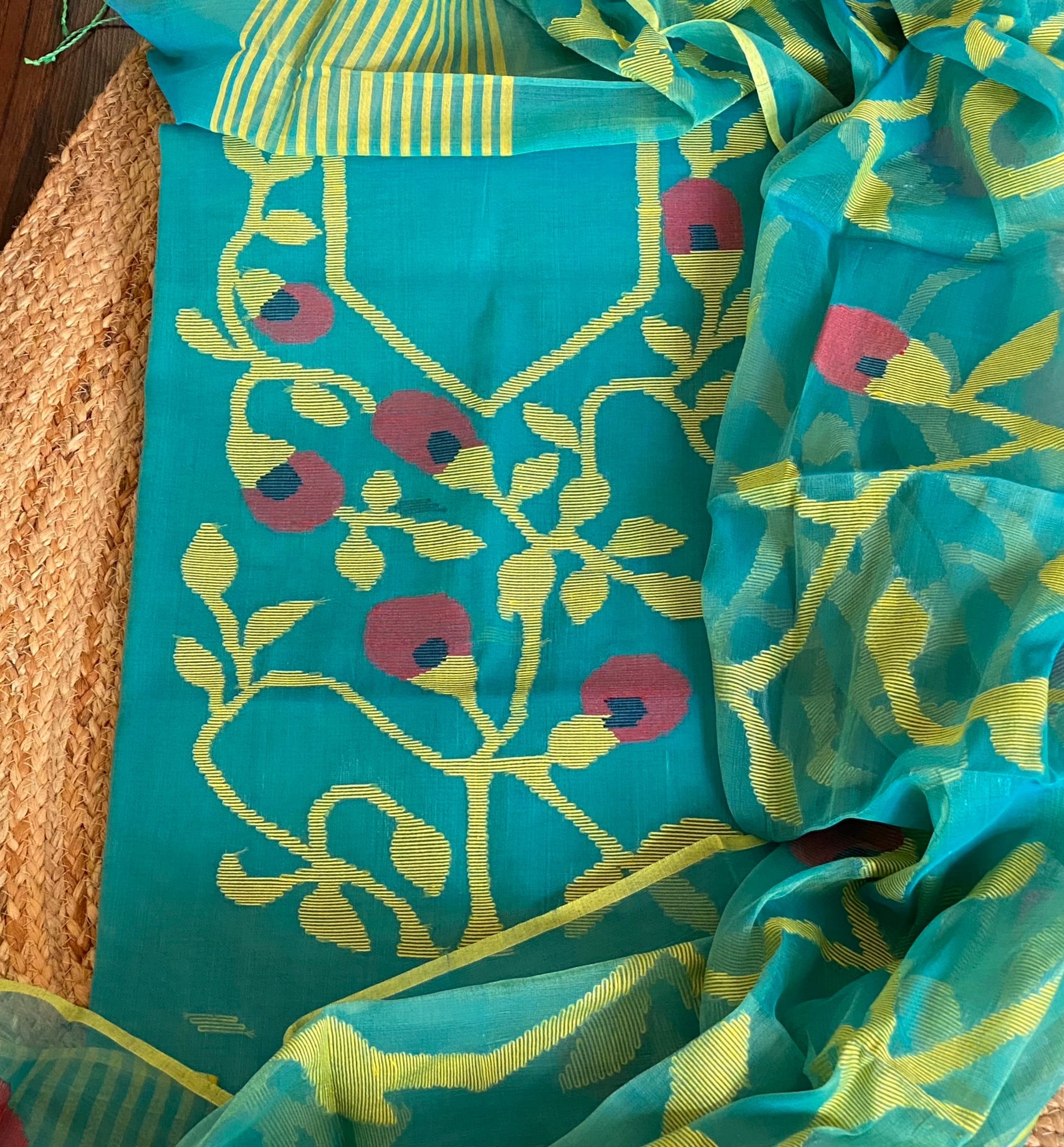 Handwoven Jamdani Dupatta Set (Kurta Fabric+Dupatta) in Pure Muslin - Masakalee