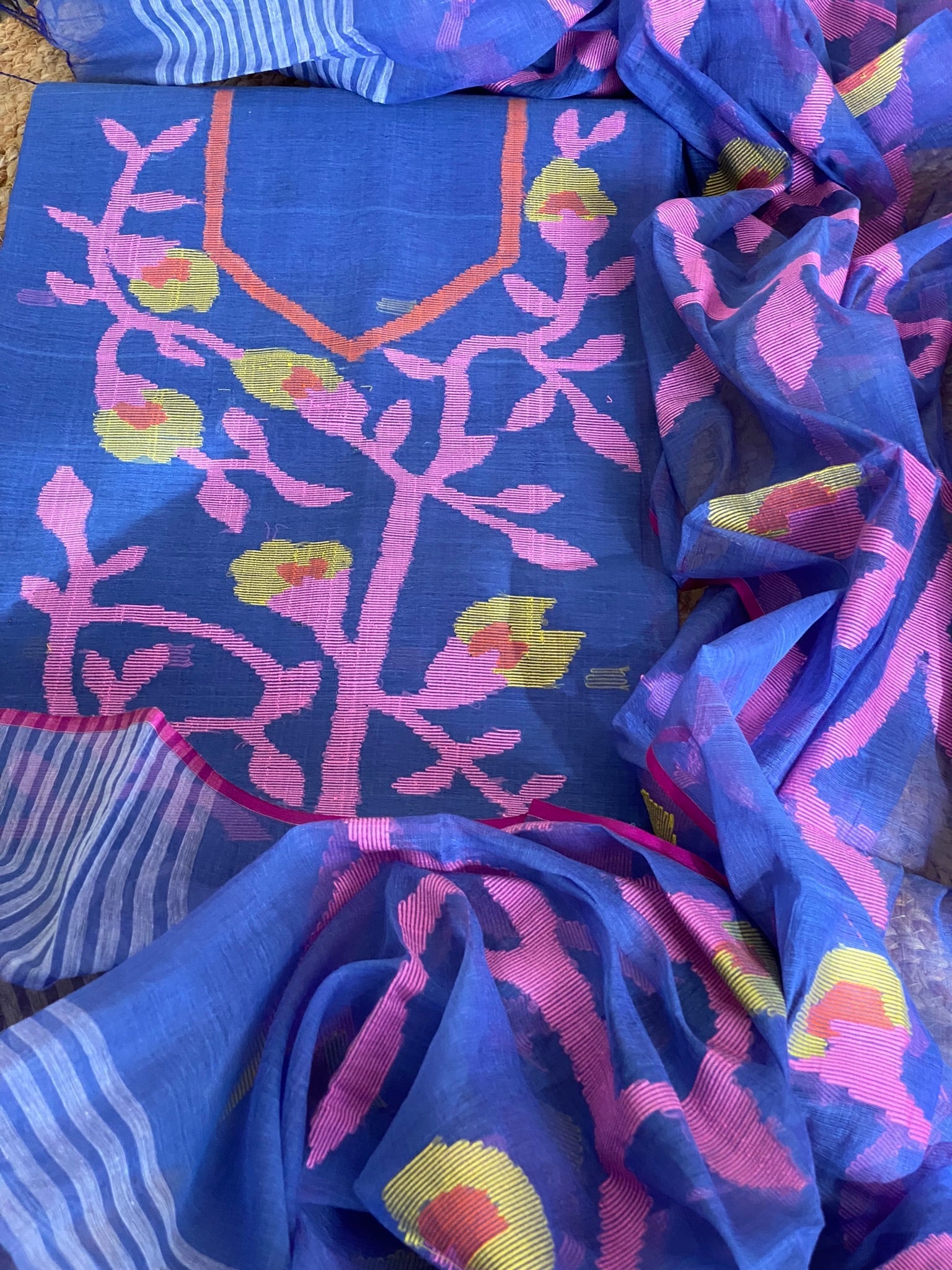 Handwoven Jamdani Dupatta Set (Kurta Fabric+Dupatta) in Pure Muslin - Masakalee