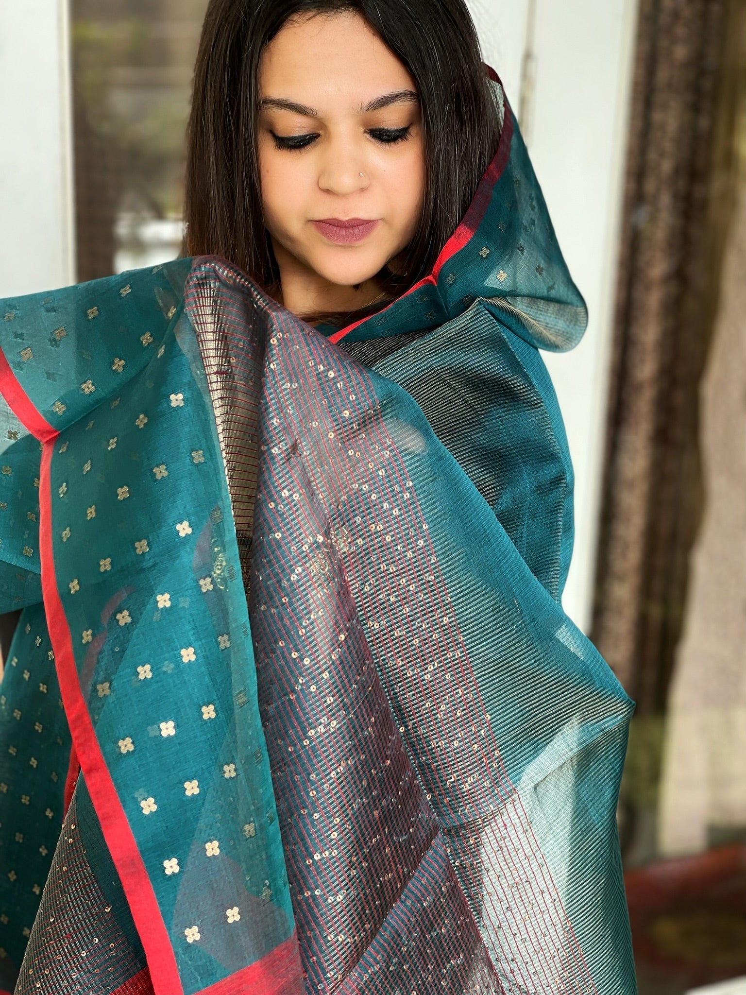 Handwoven Zari & Sequin Weaving Dupatta in Pure Silk - Masakalee